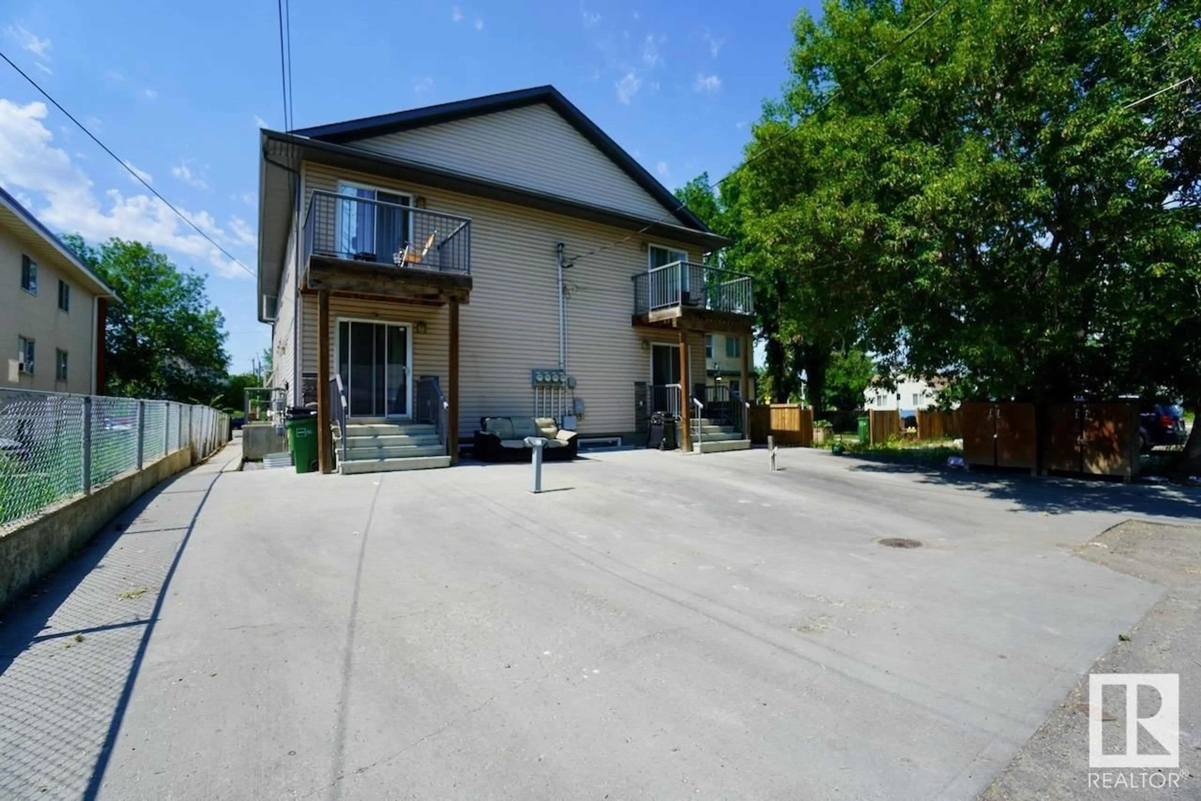 A pic from exterior of the house or condo for #1 11841 97 ST NW, Edmonton Alberta T5G1Y4