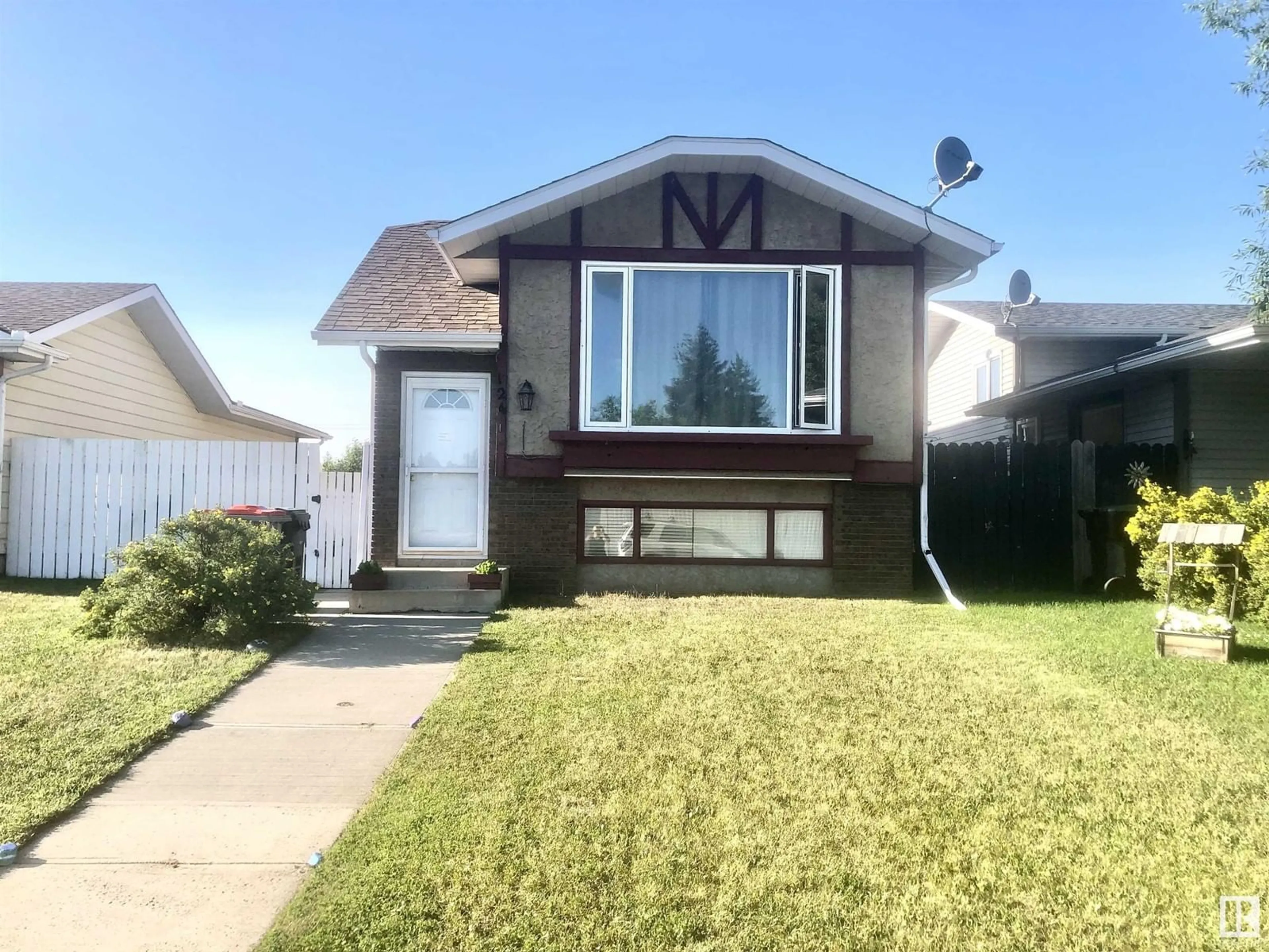 Frontside or backside of a home for 124 PORTER AV, Millet Alberta T0C1Z0