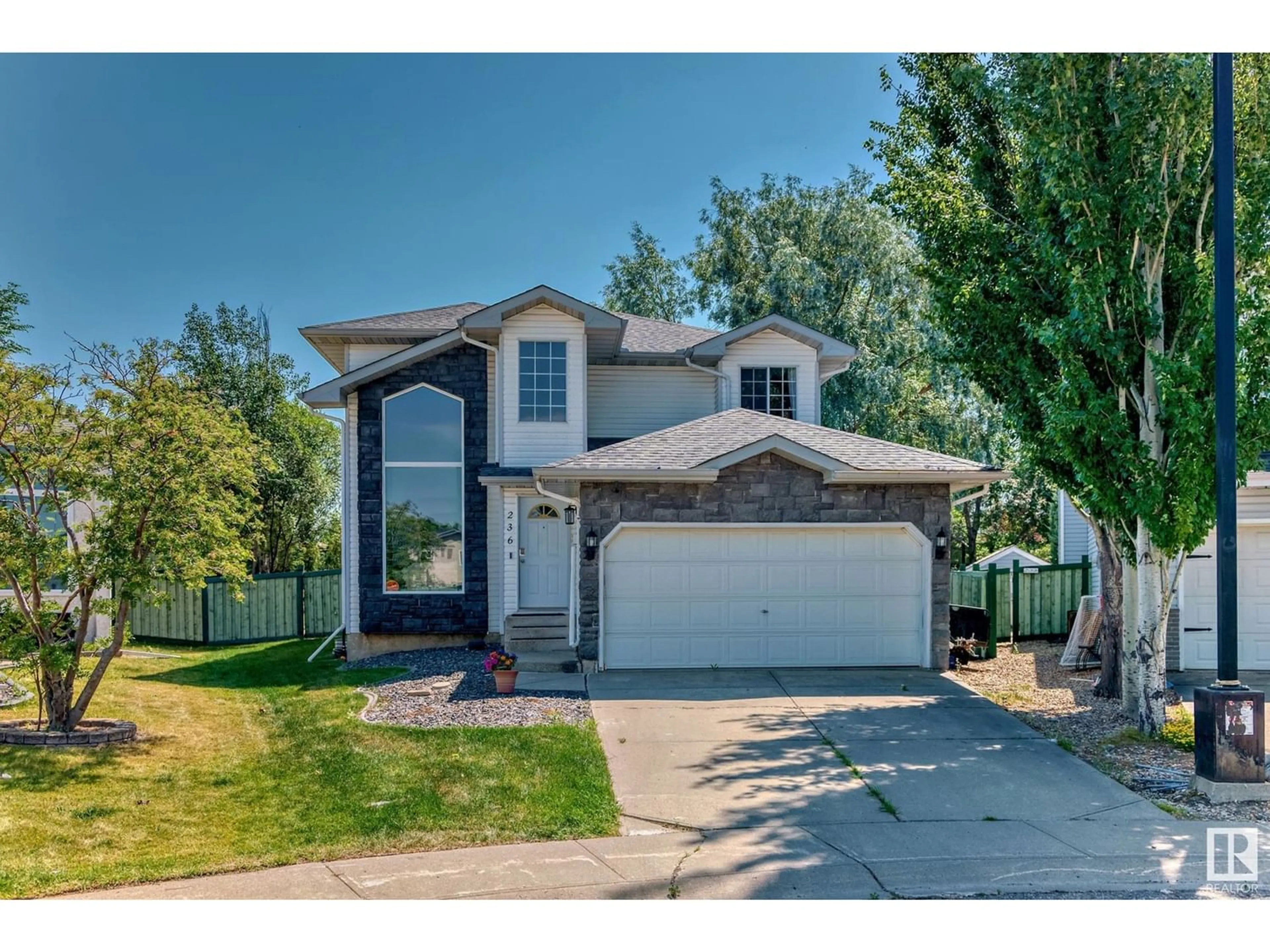 Frontside or backside of a home for 236 BANCROFT CL NW, Edmonton Alberta T5T6B5