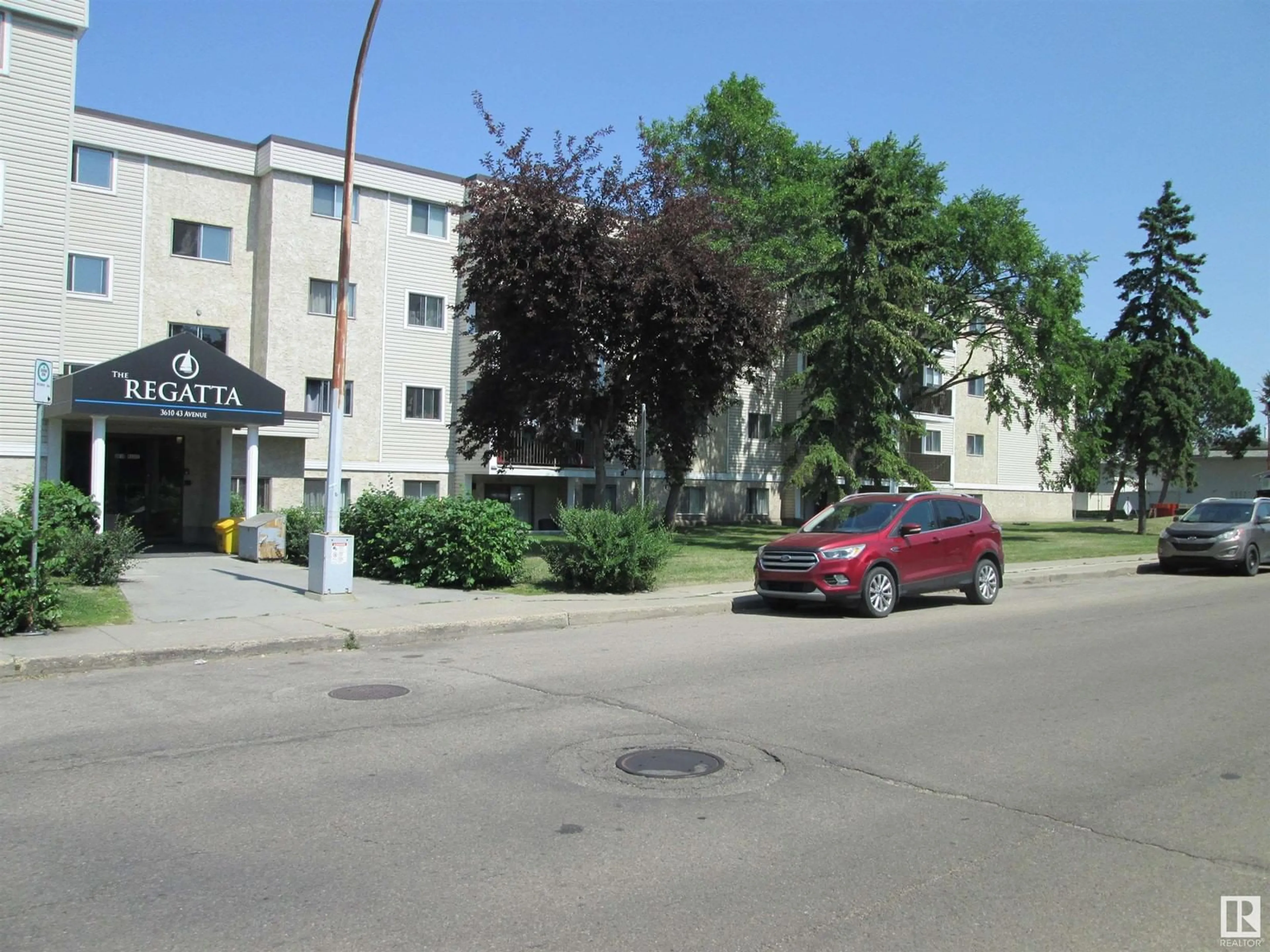 Street view for #114 3610 43 AV NW NW, Edmonton Alberta T6L5T2
