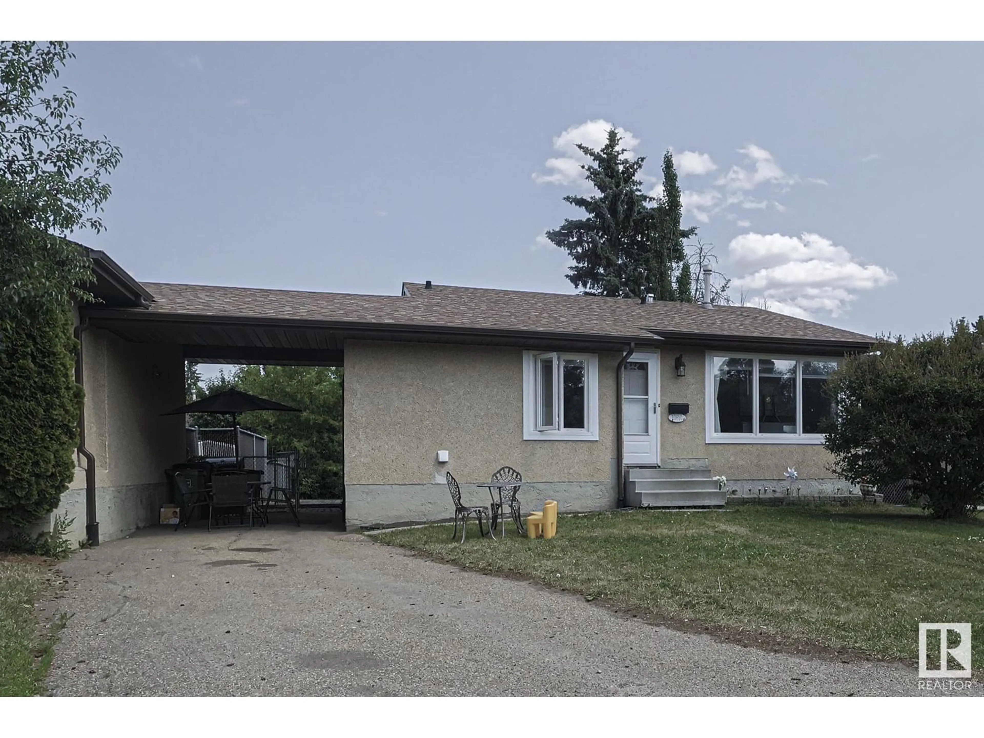 Frontside or backside of a home for 10810 173 AV NW, Edmonton Alberta T5X3Z4