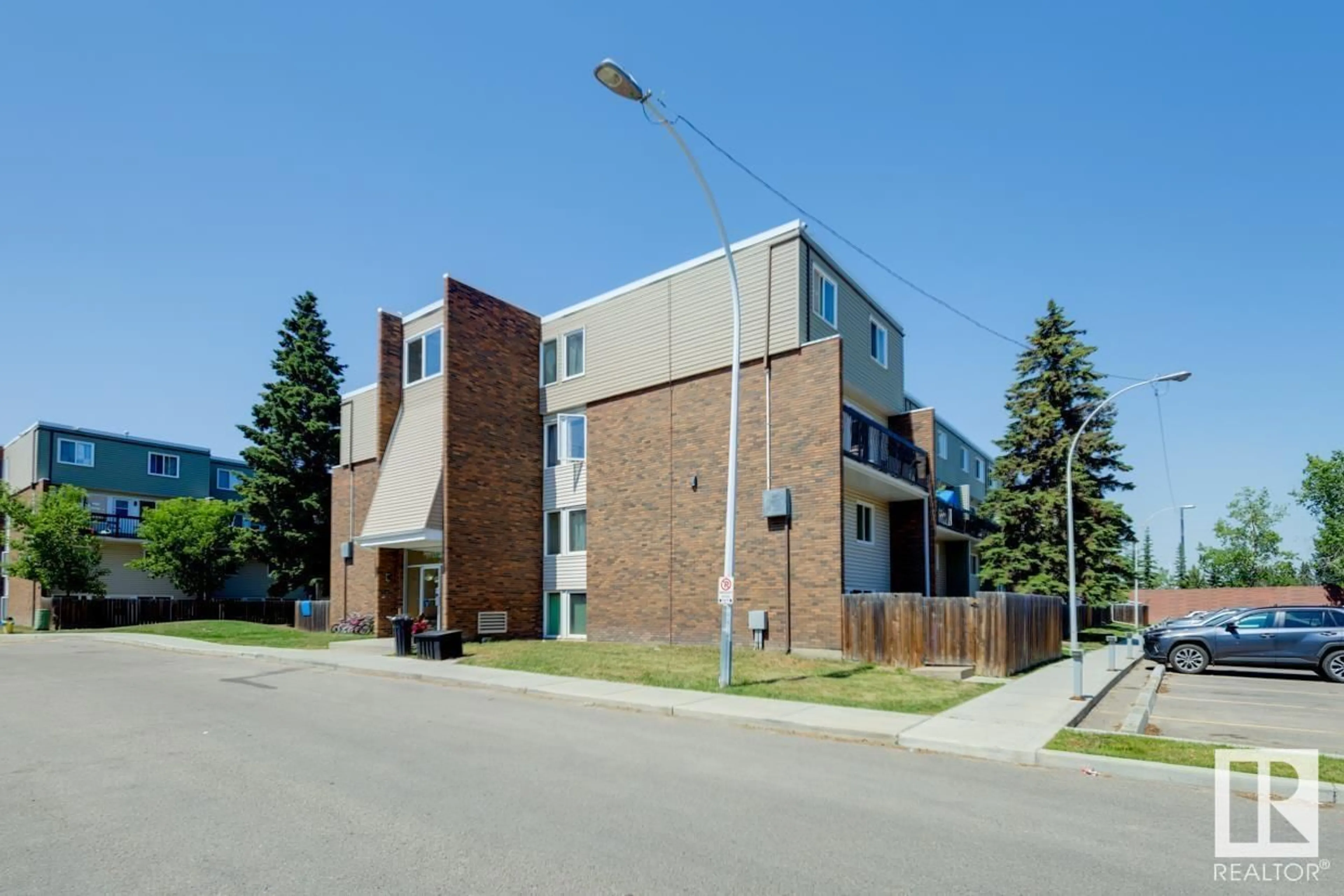 A pic from exterior of the house or condo for #215 7835 159 ST NW, Edmonton Alberta T5R2E1