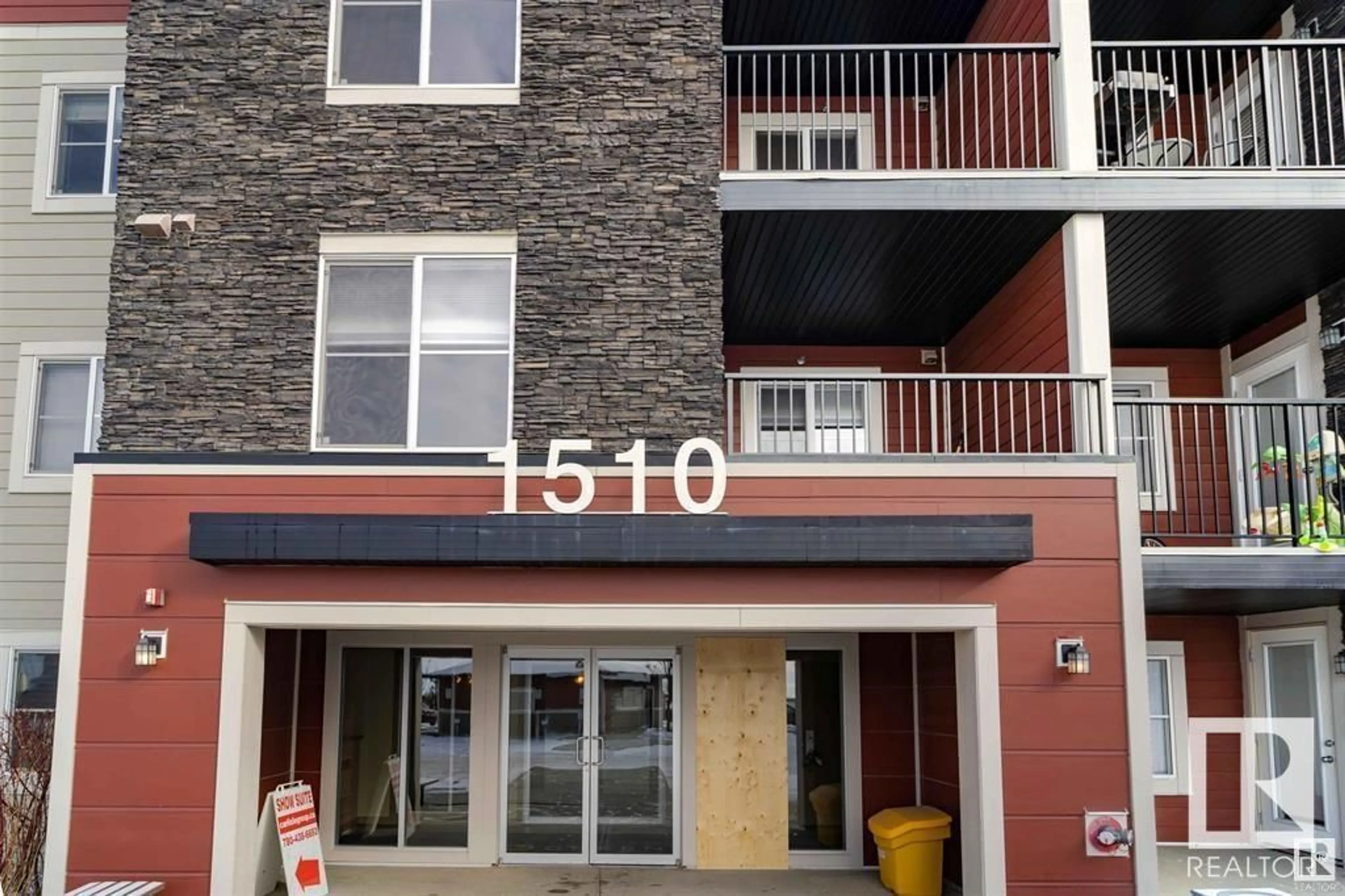 A pic from exterior of the house or condo for #318 1510 WATT DR SW SW, Edmonton Alberta T6X2E6