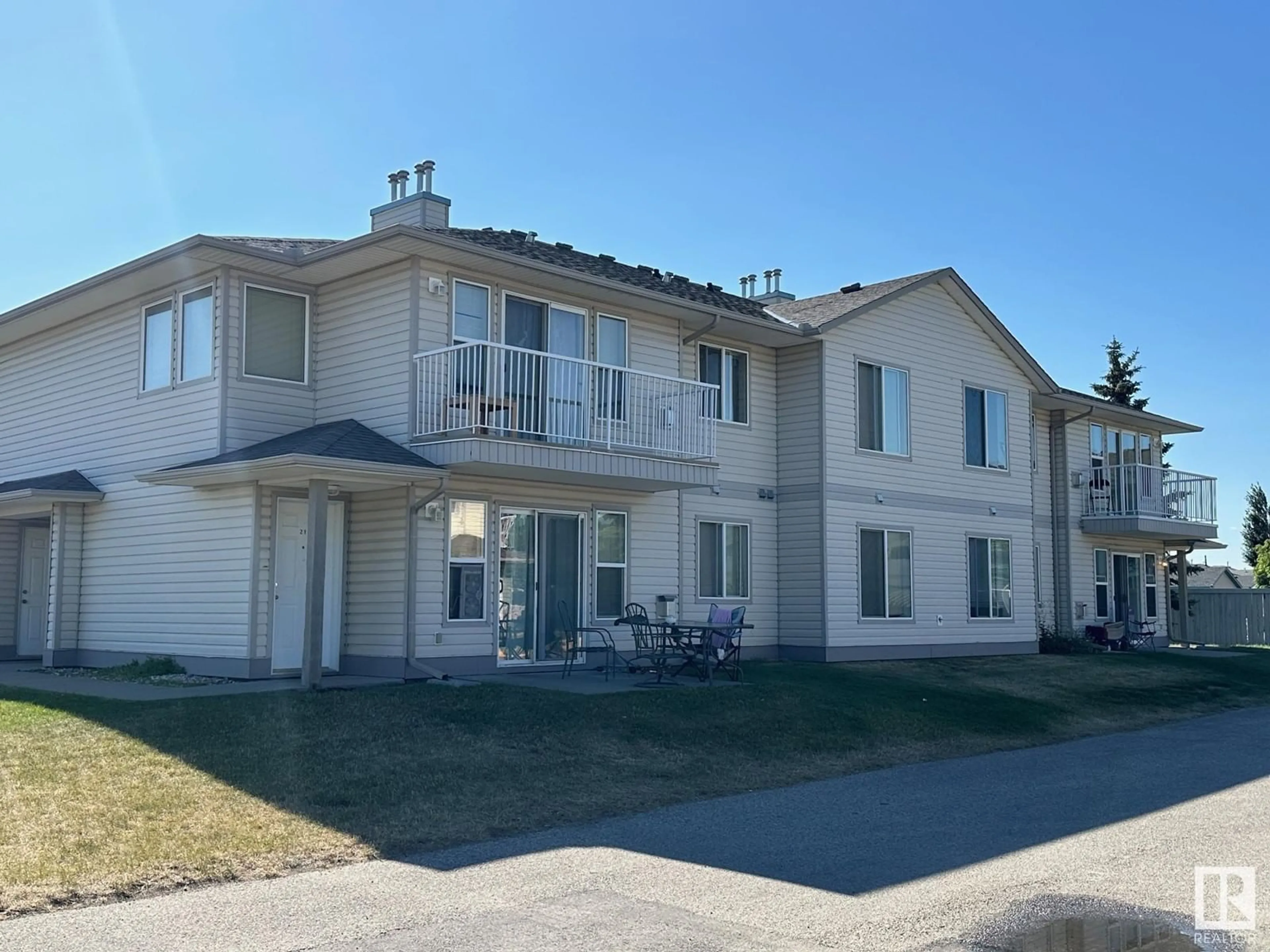 A pic from exterior of the house or condo for #23 4405 37 ST, Stony Plain Alberta T7Z2N8