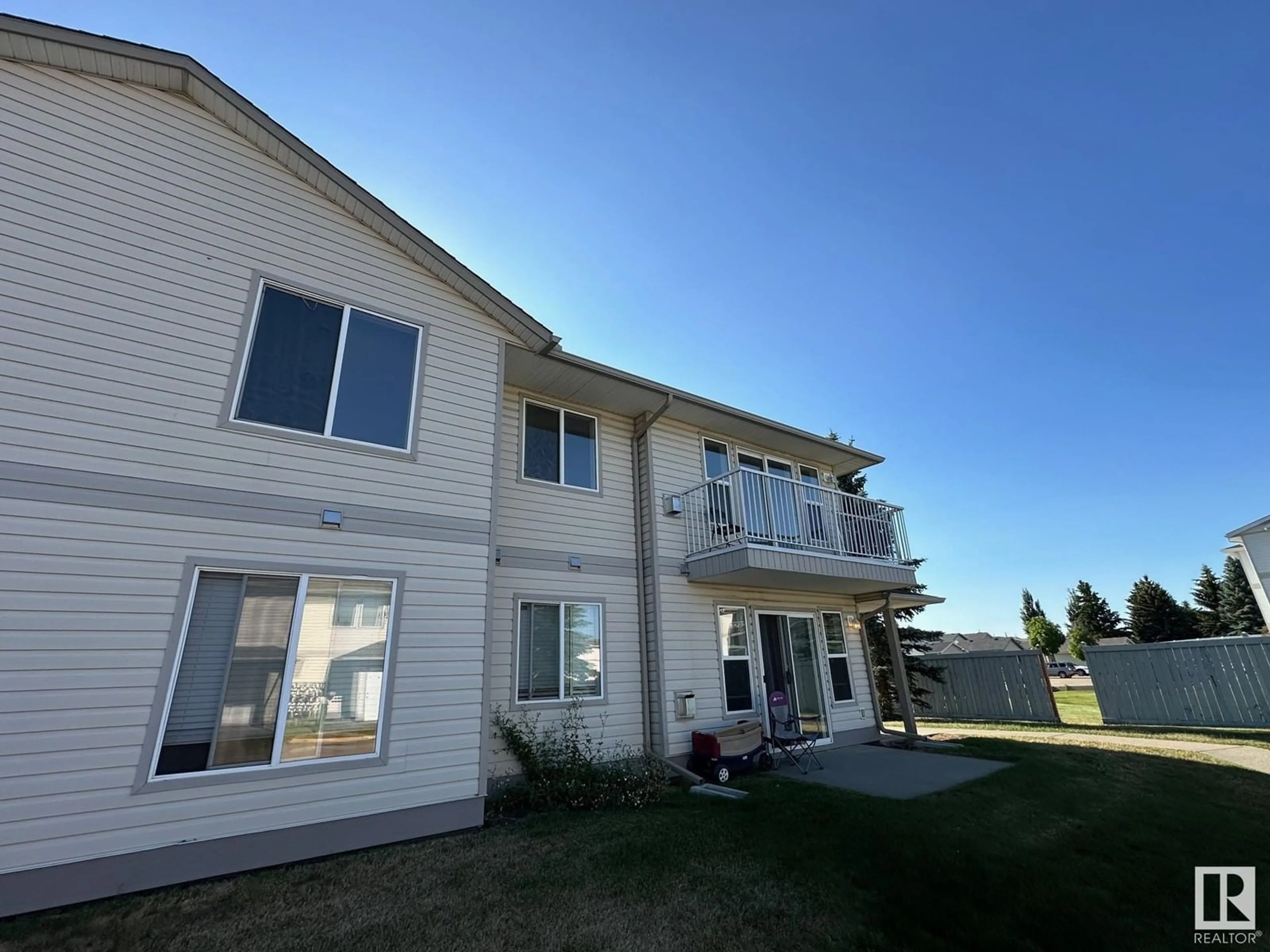 A pic from exterior of the house or condo for #23 4405 37 ST, Stony Plain Alberta T7Z2N8