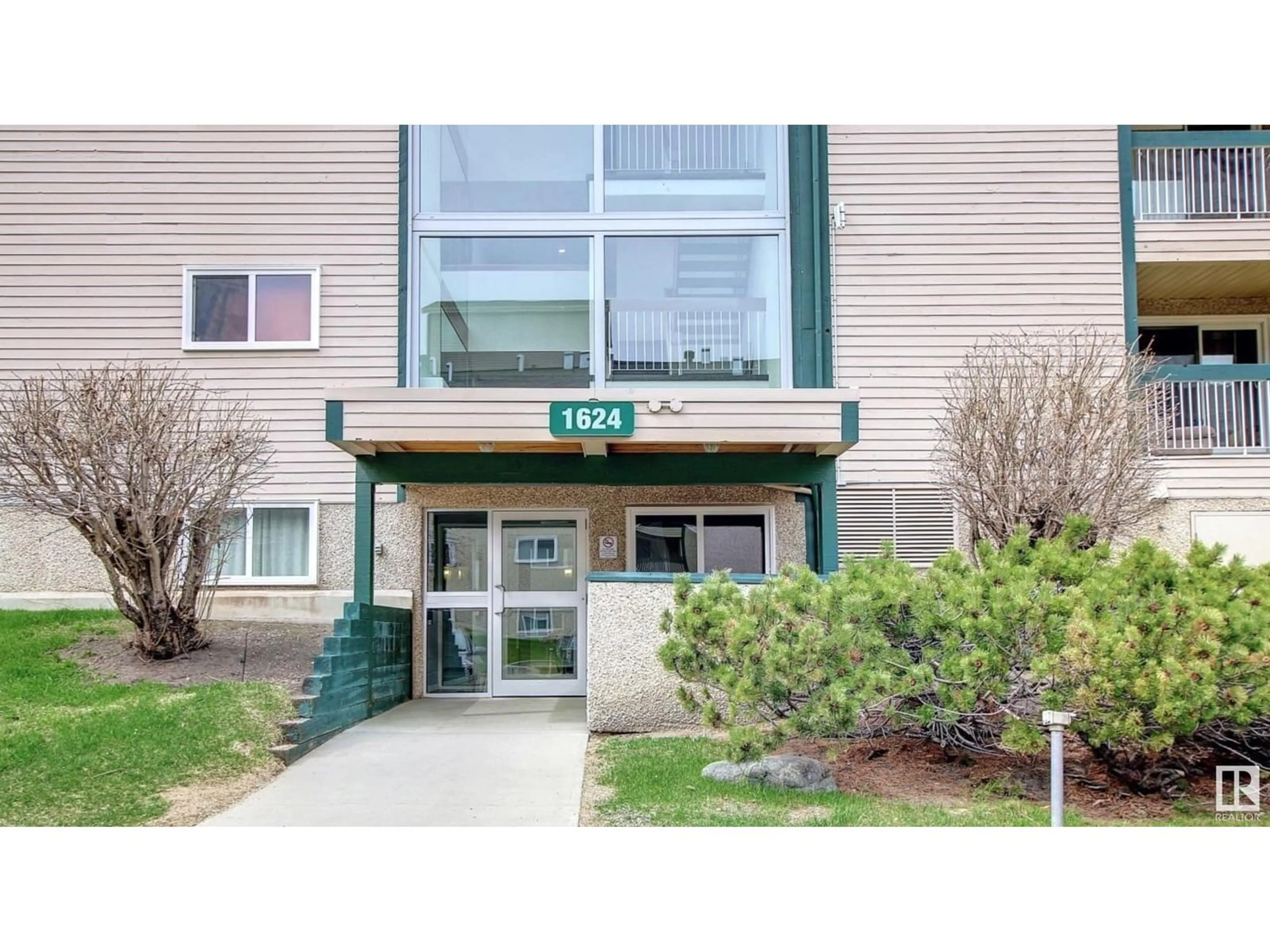 A pic from exterior of the house or condo for #211 1624 48 ST NW, Edmonton Alberta T6L5P1