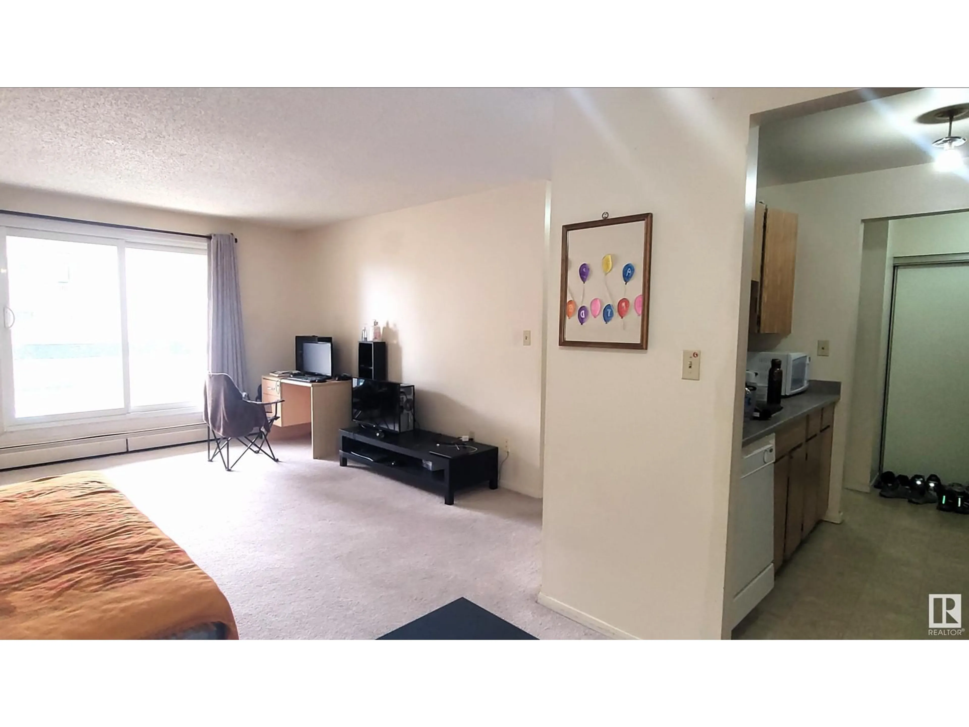 A pic of a room for #211 1624 48 ST NW, Edmonton Alberta T6L5P1