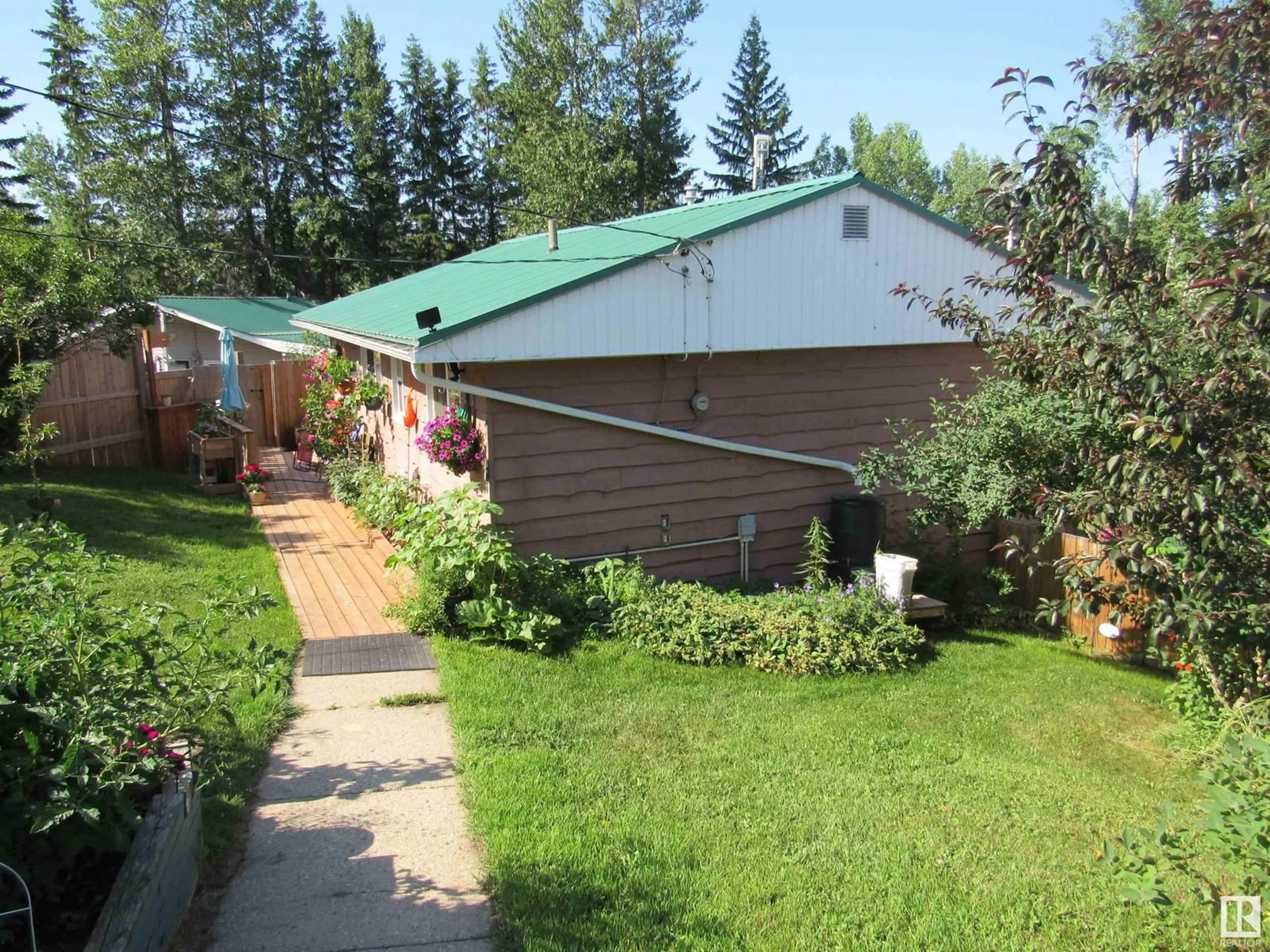 Outside view for 233 - 5415 TWP RD 594, Rural Barrhead County Alberta T7N1N3