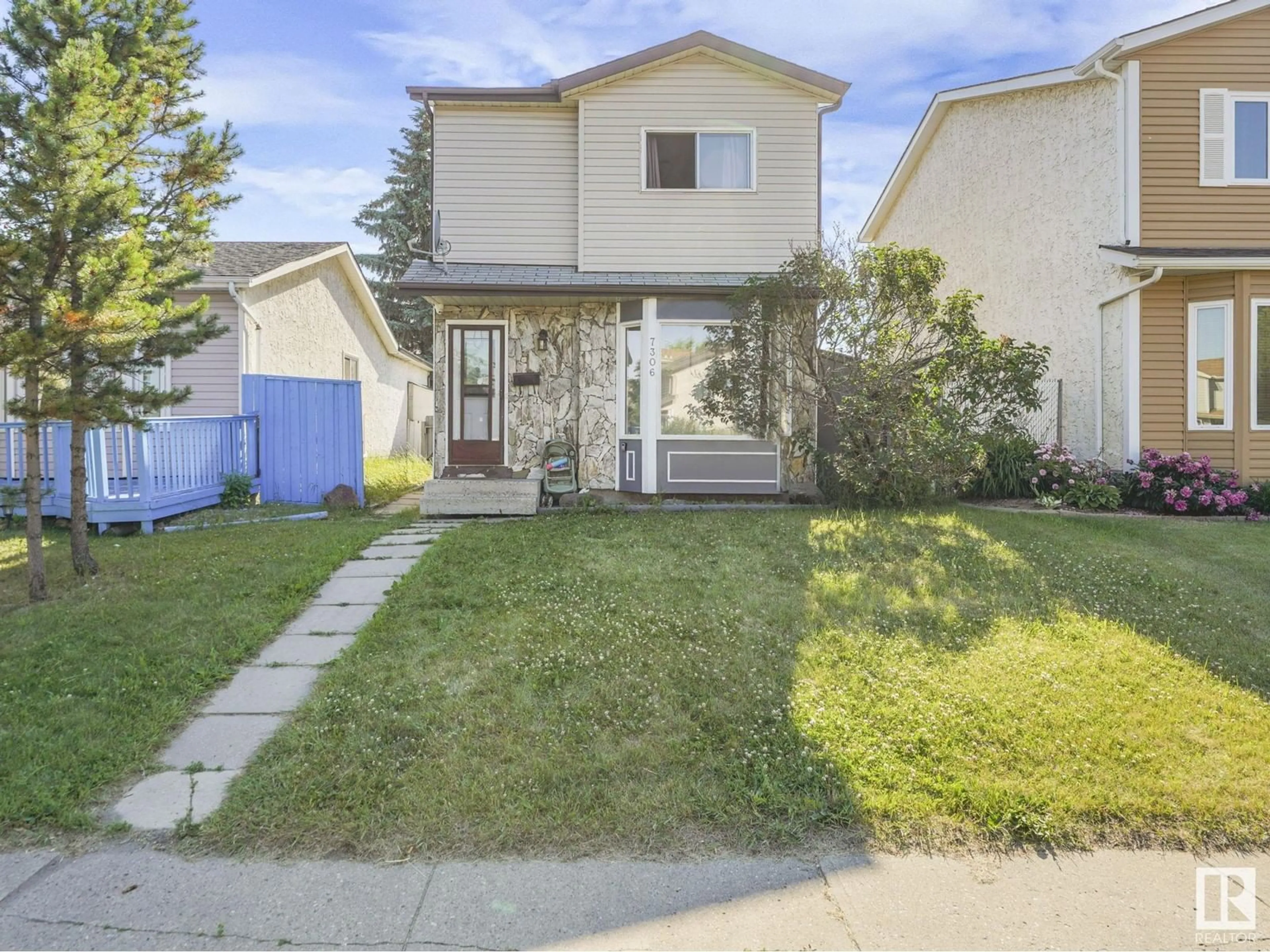 Frontside or backside of a home for 7306 183B ST NW, Edmonton Alberta T5T3Z8