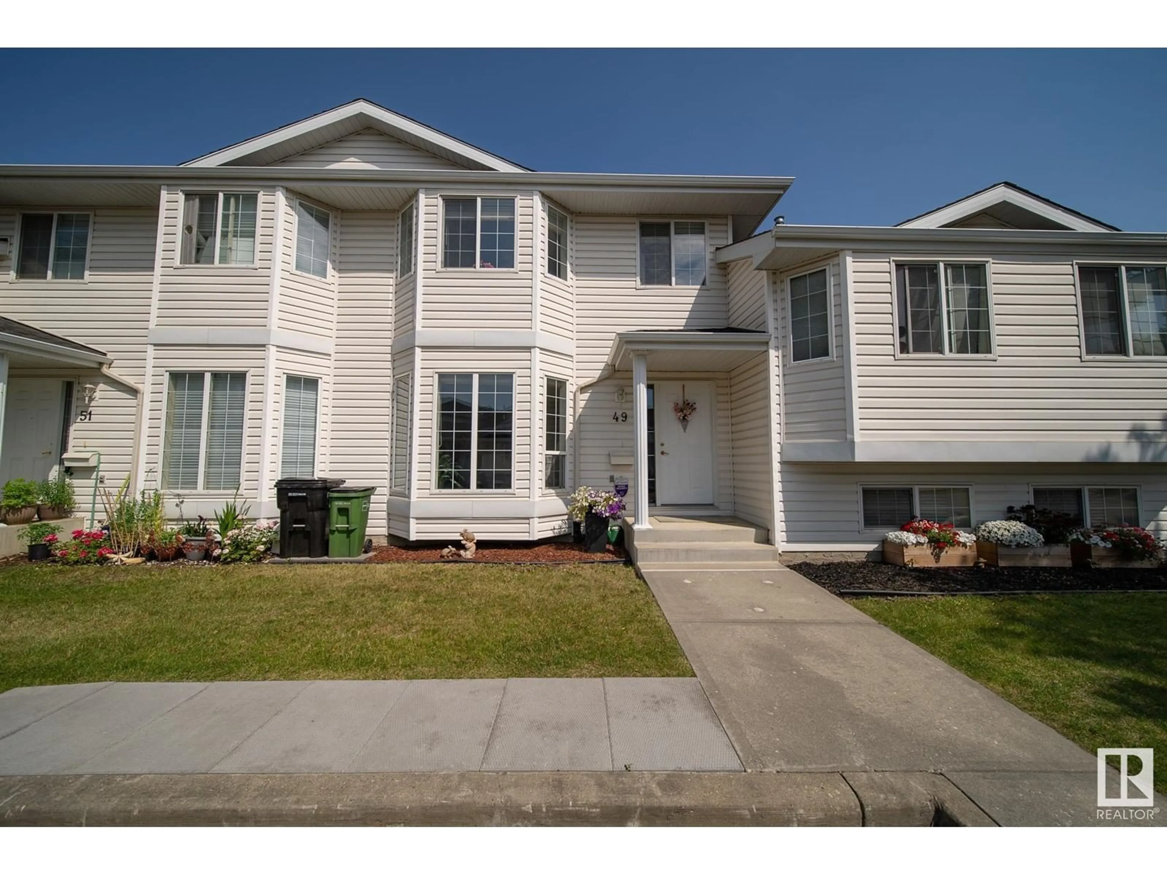 A pic from exterior of the house or condo for #49 3380 28A AV NW, Edmonton Alberta T6T1V4