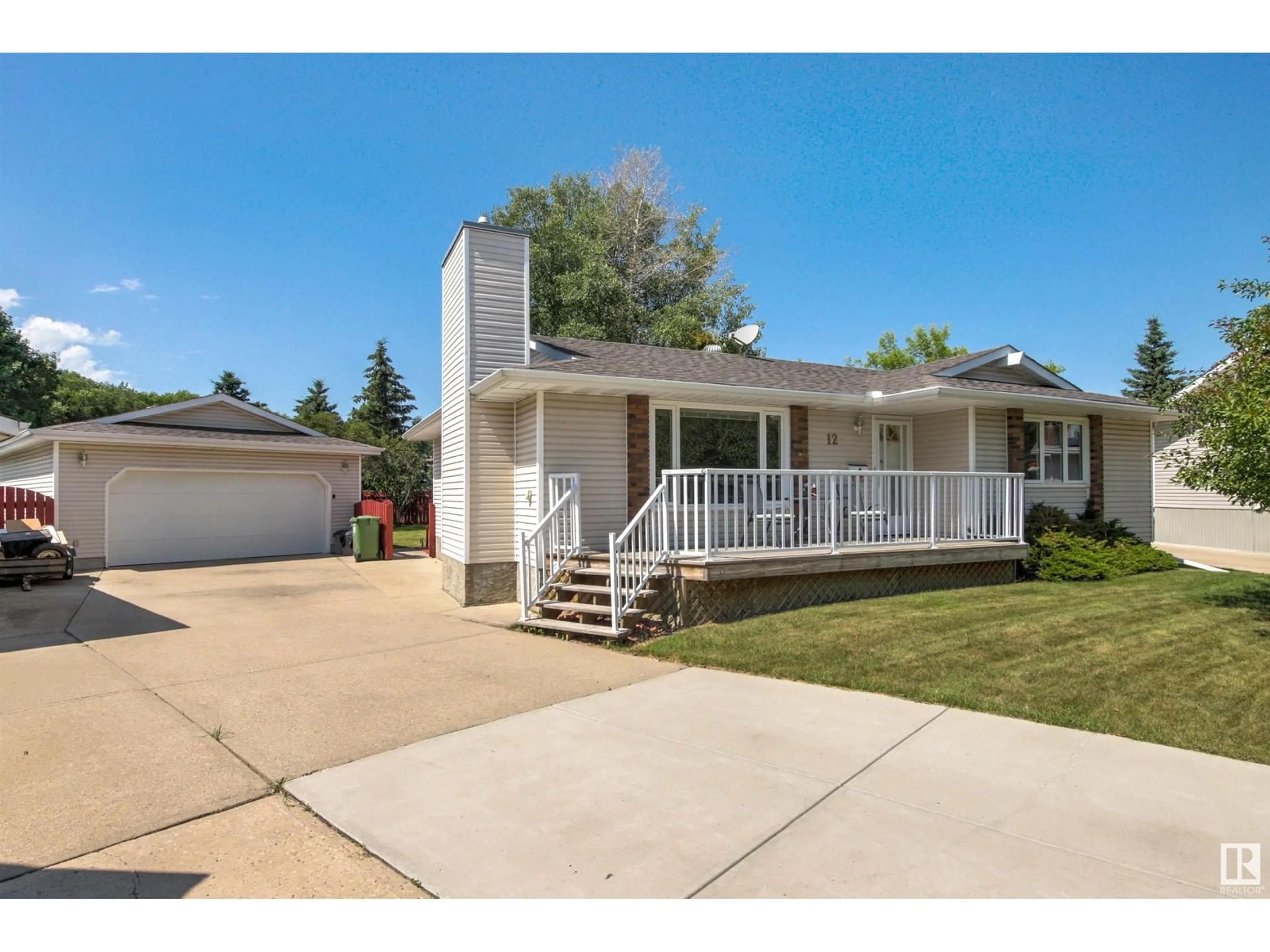 Frontside or backside of a home for 12 Fernwood CR, St. Albert Alberta T8N1Y4