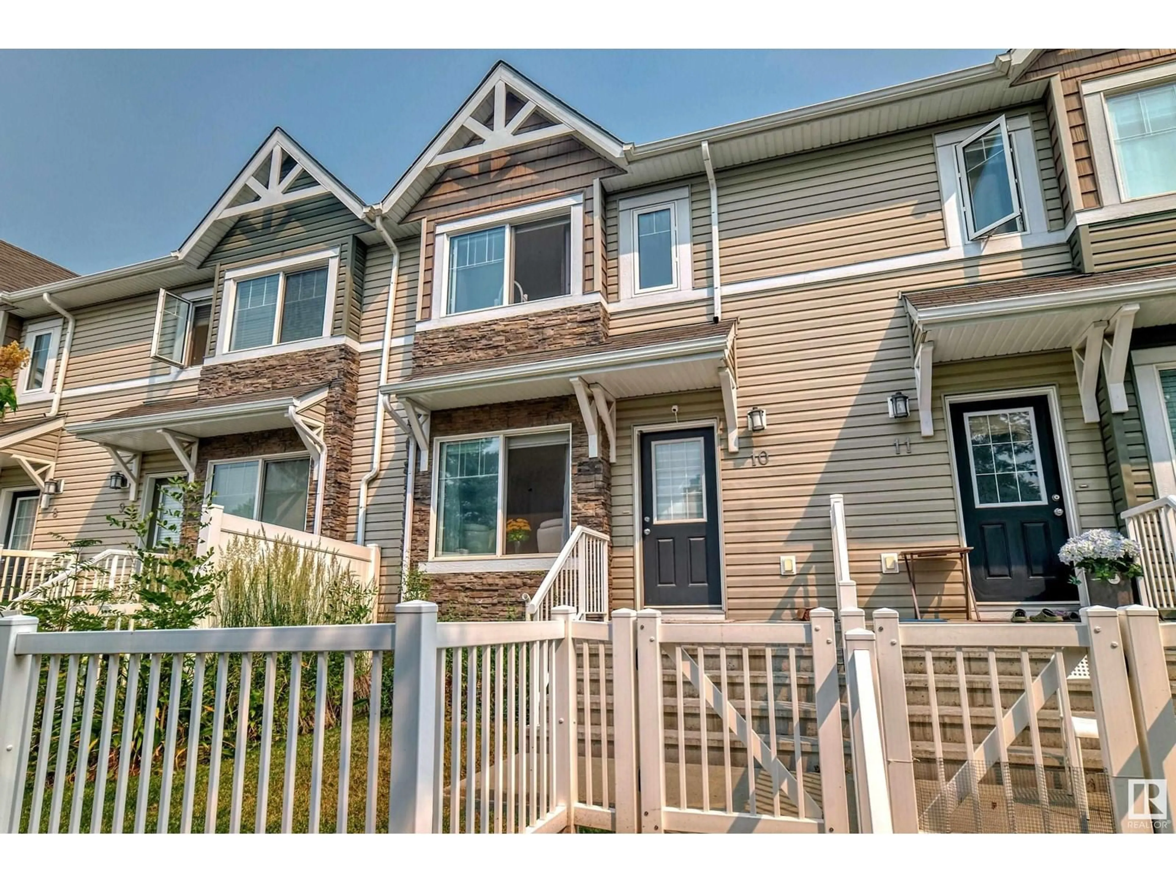 A pic from exterior of the house or condo for #10 14621 121 ST NW, Edmonton Alberta T5X0H2