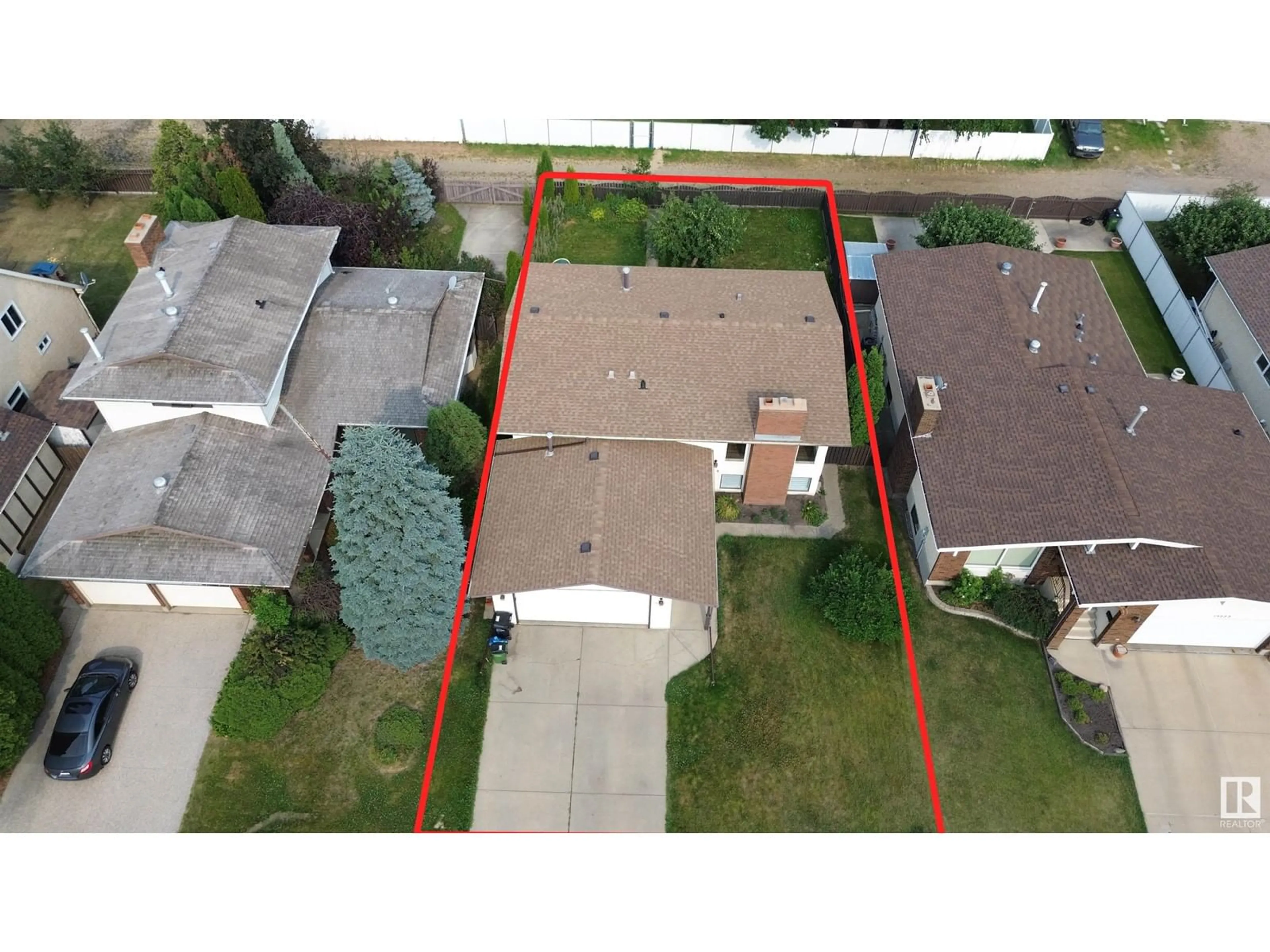 Frontside or backside of a home for 15243 88A ST NW, Edmonton Alberta T5E6G7