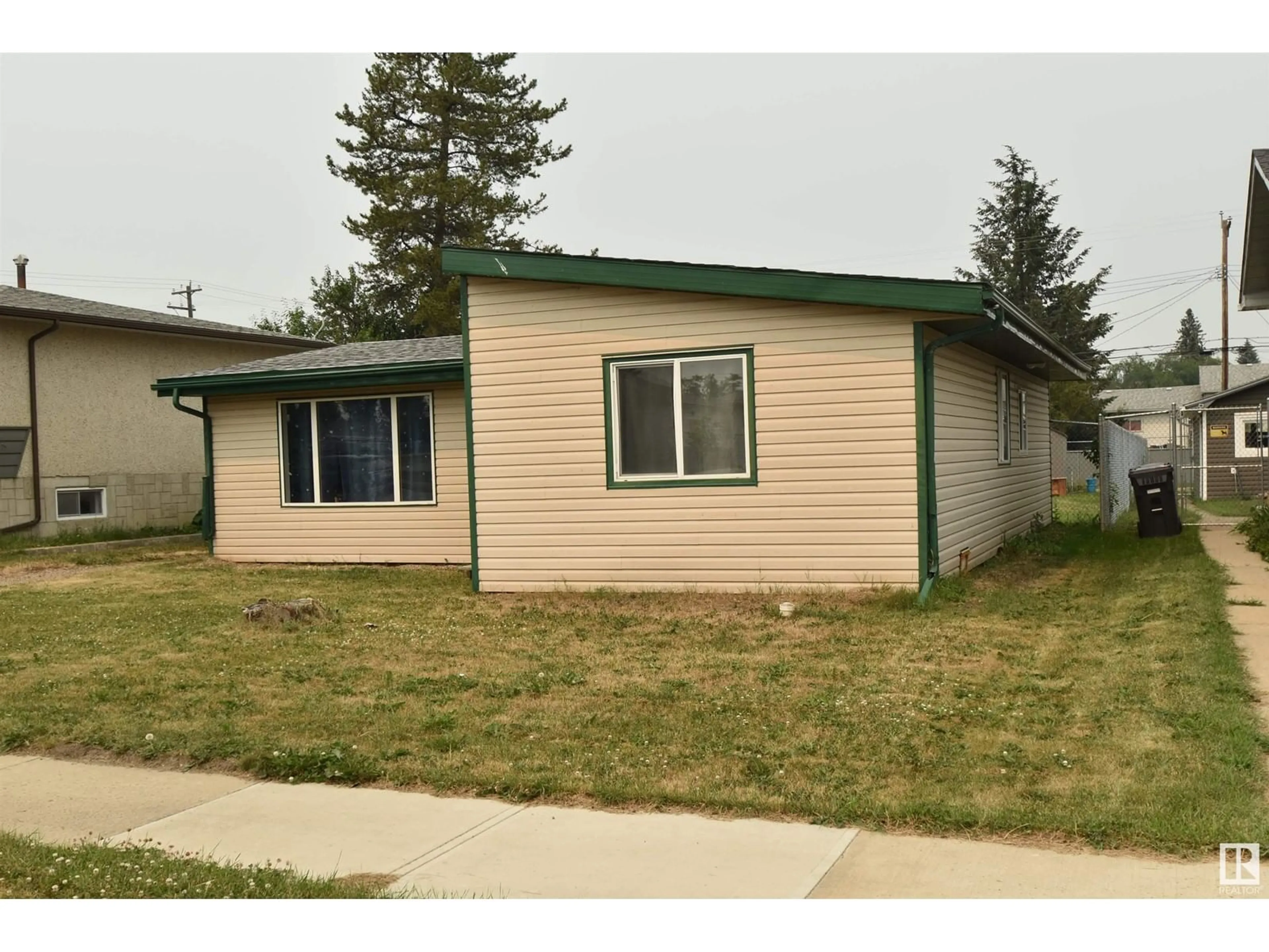 A pic from exterior of the house or condo, cottage for 5034 45 AV, St. Paul Town Alberta T0A3A4