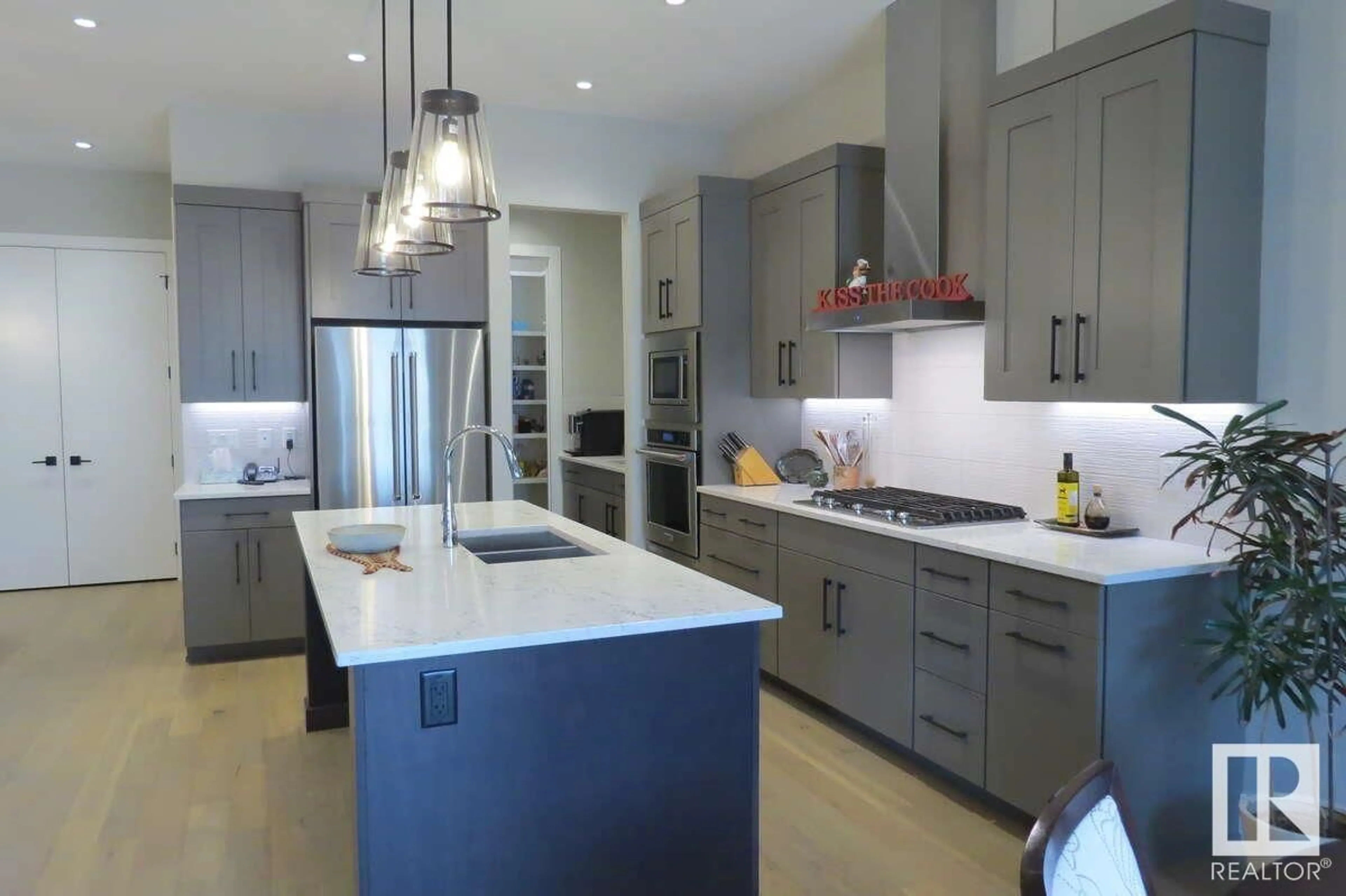 Open concept kitchen, unknown for SW - 4605 KNIGHT PT, Edmonton Alberta T6W4B7