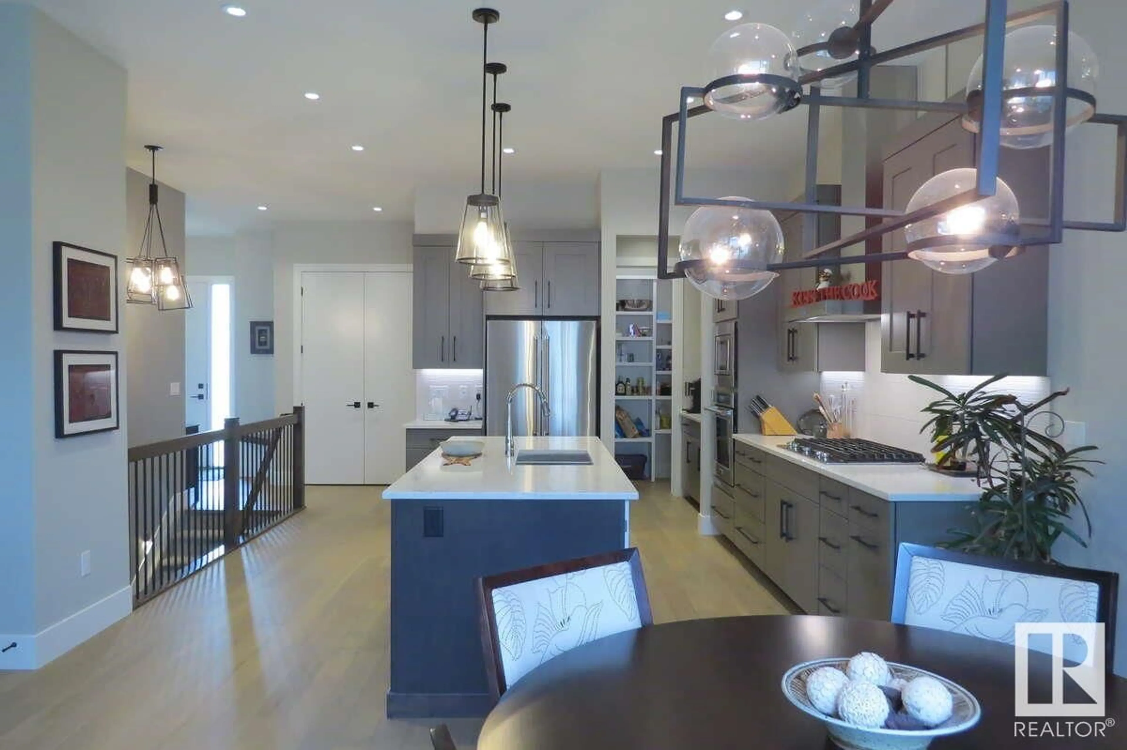 Contemporary kitchen, unknown for SW - 4605 KNIGHT PT, Edmonton Alberta T6W4B7