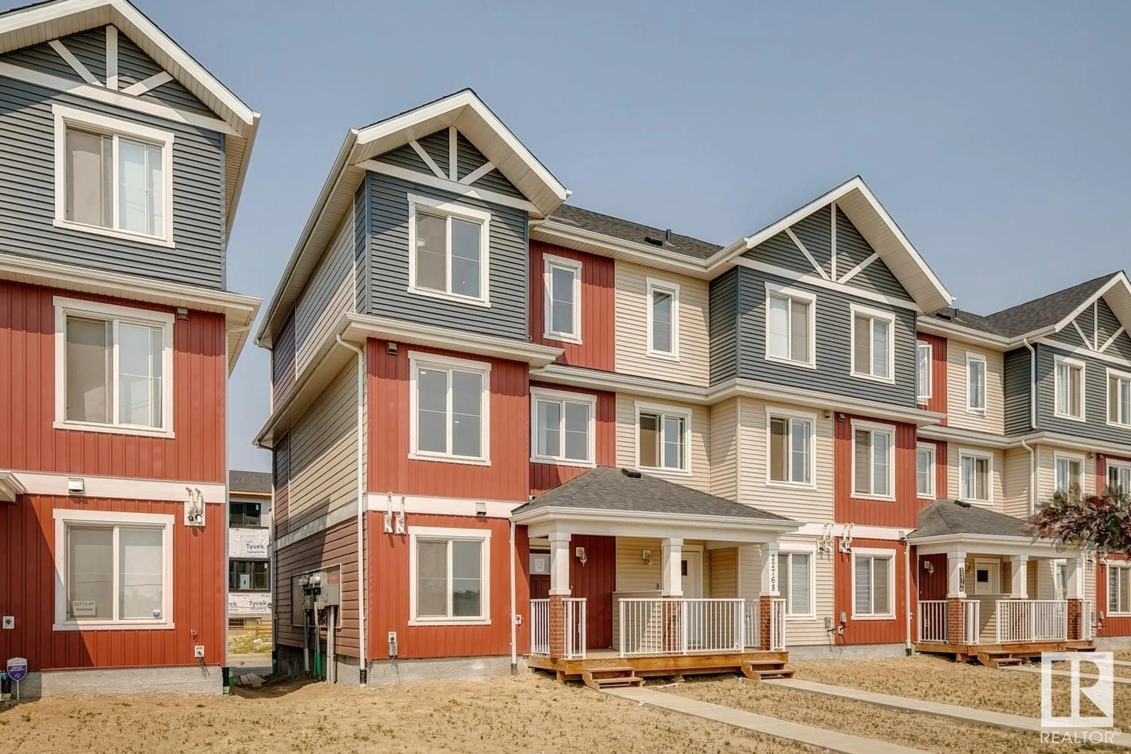 A pic from exterior of the house or condo for 22770 97 AV NW, Edmonton Alberta T5T5X8