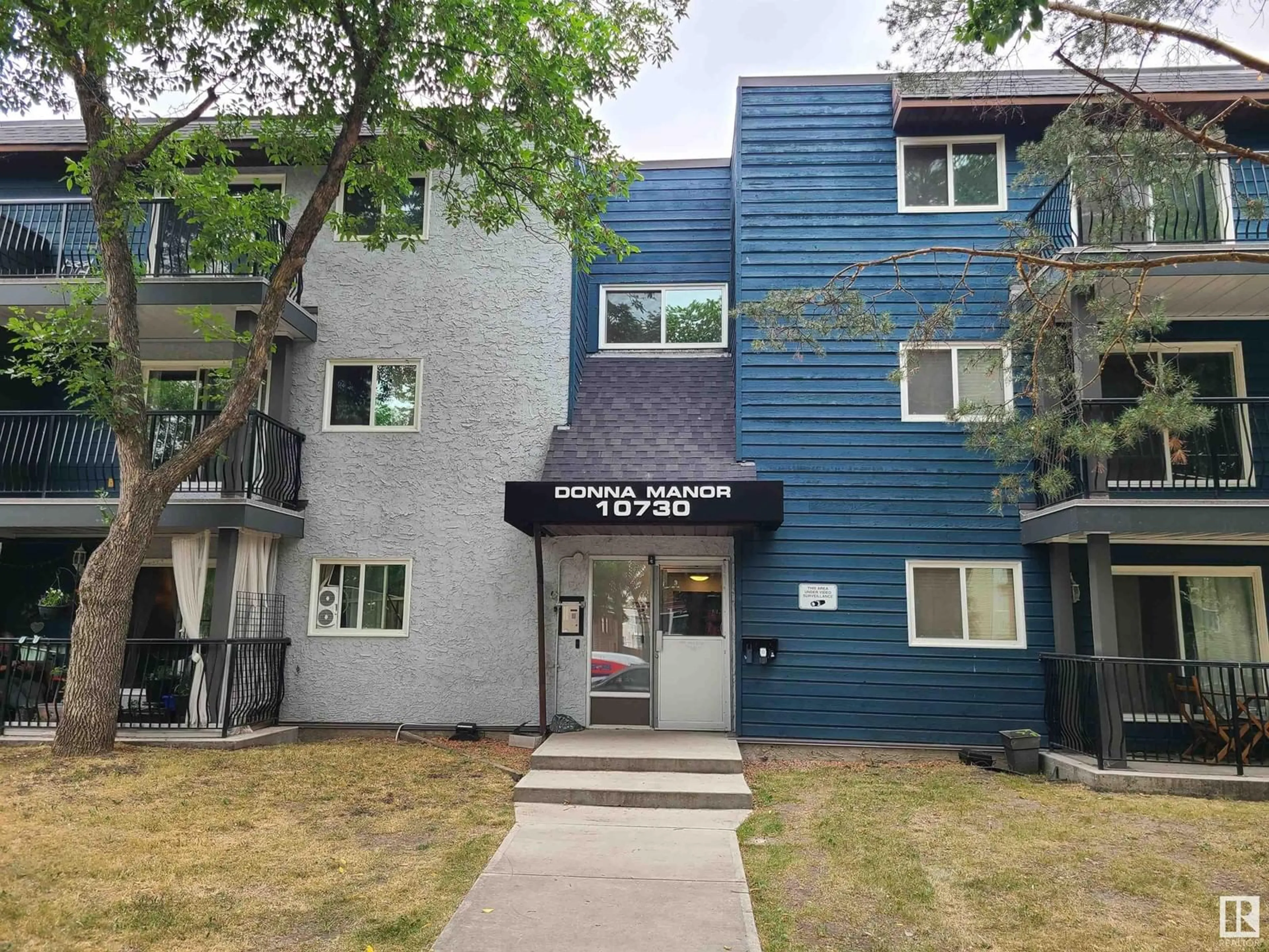 A pic from exterior of the house or condo for #204 10730 112 ST NW, Edmonton Alberta T5H3H1