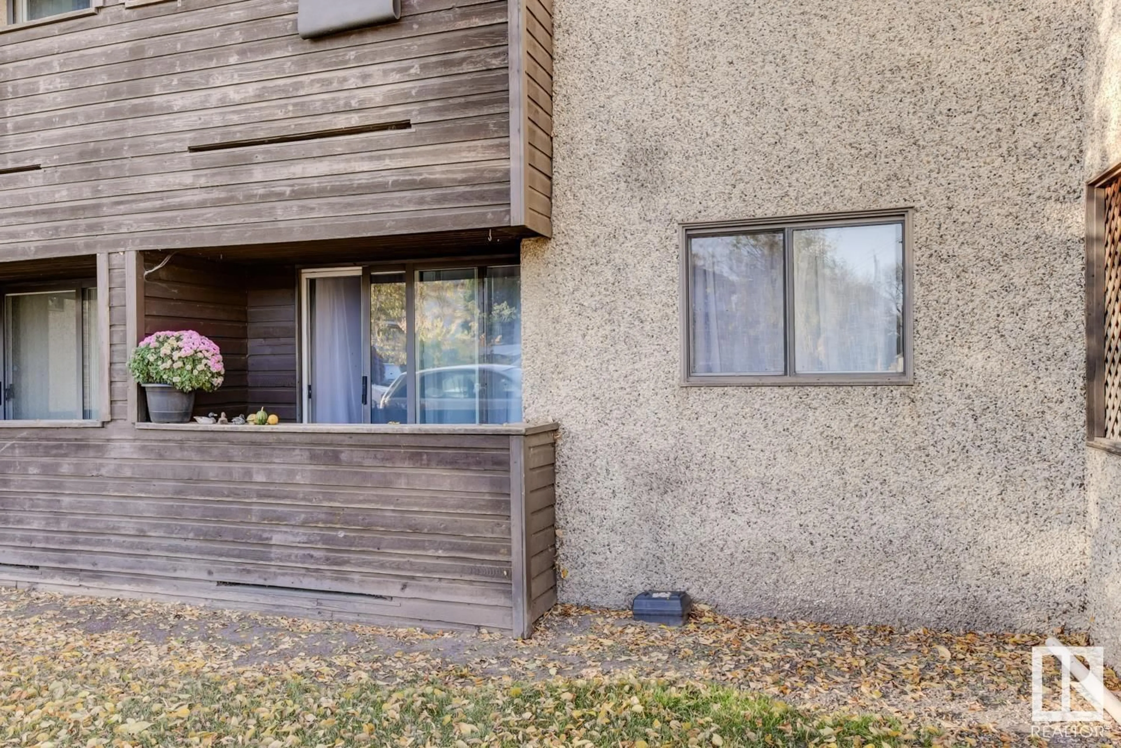 A pic from exterior of the house or condo for #101 7911 112 AV NW, Edmonton Alberta T5B0E7