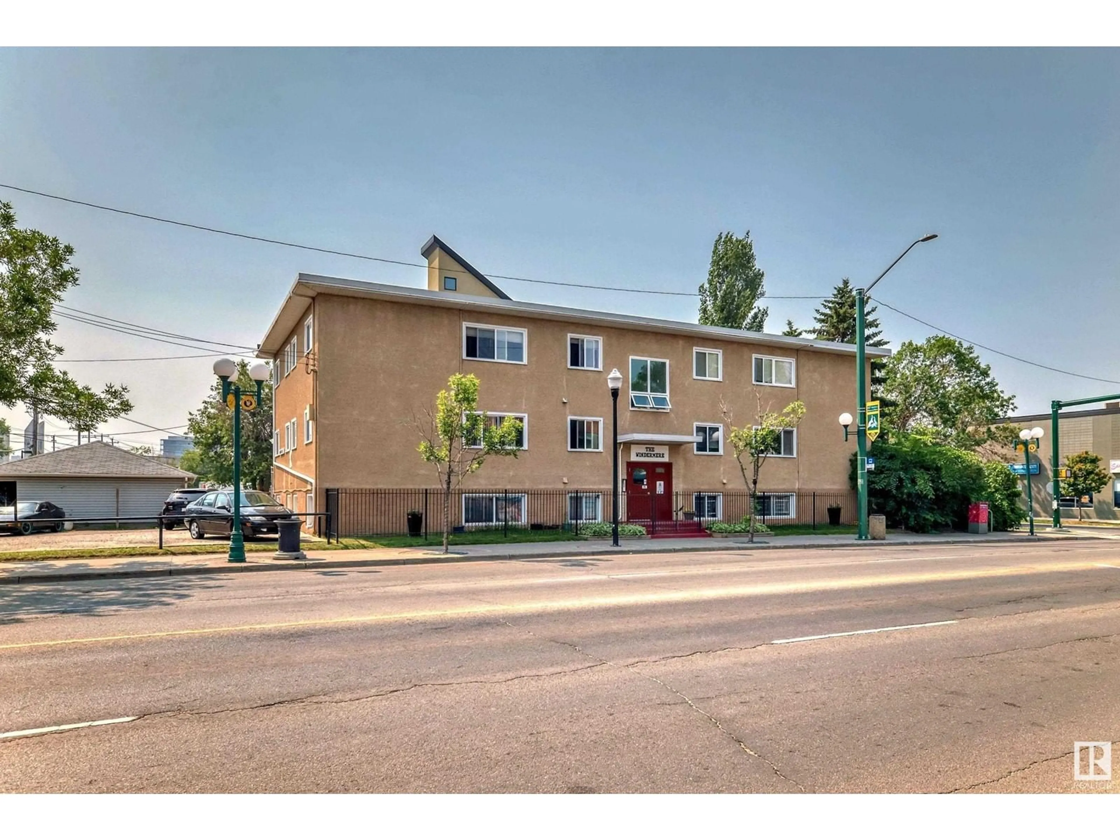 A pic from exterior of the house or condo for #3 10625 107 AV NW, Edmonton Alberta T5H0W5