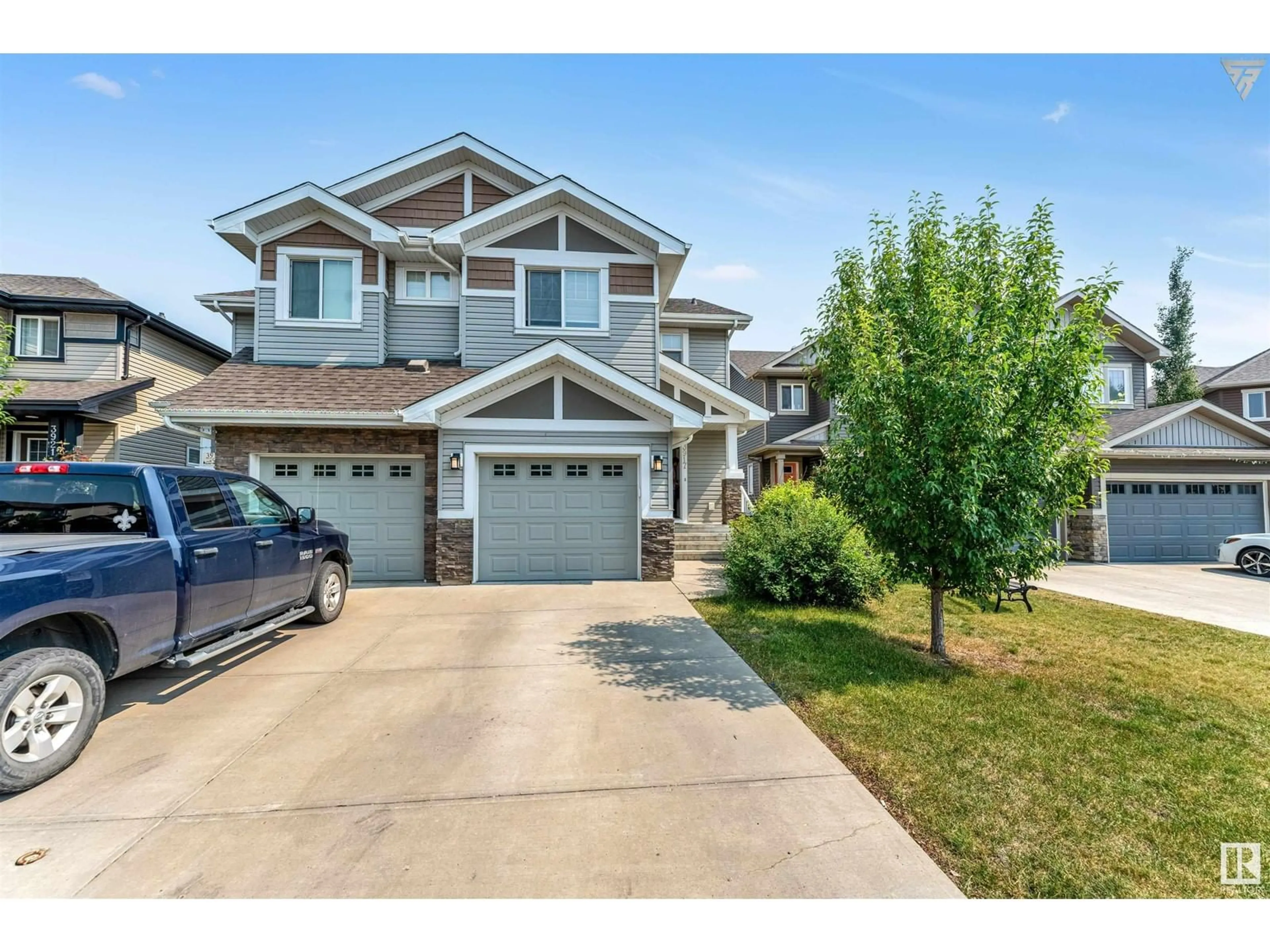 Frontside or backside of a home for 3917 6 ST NW, Edmonton Alberta T6T0T5