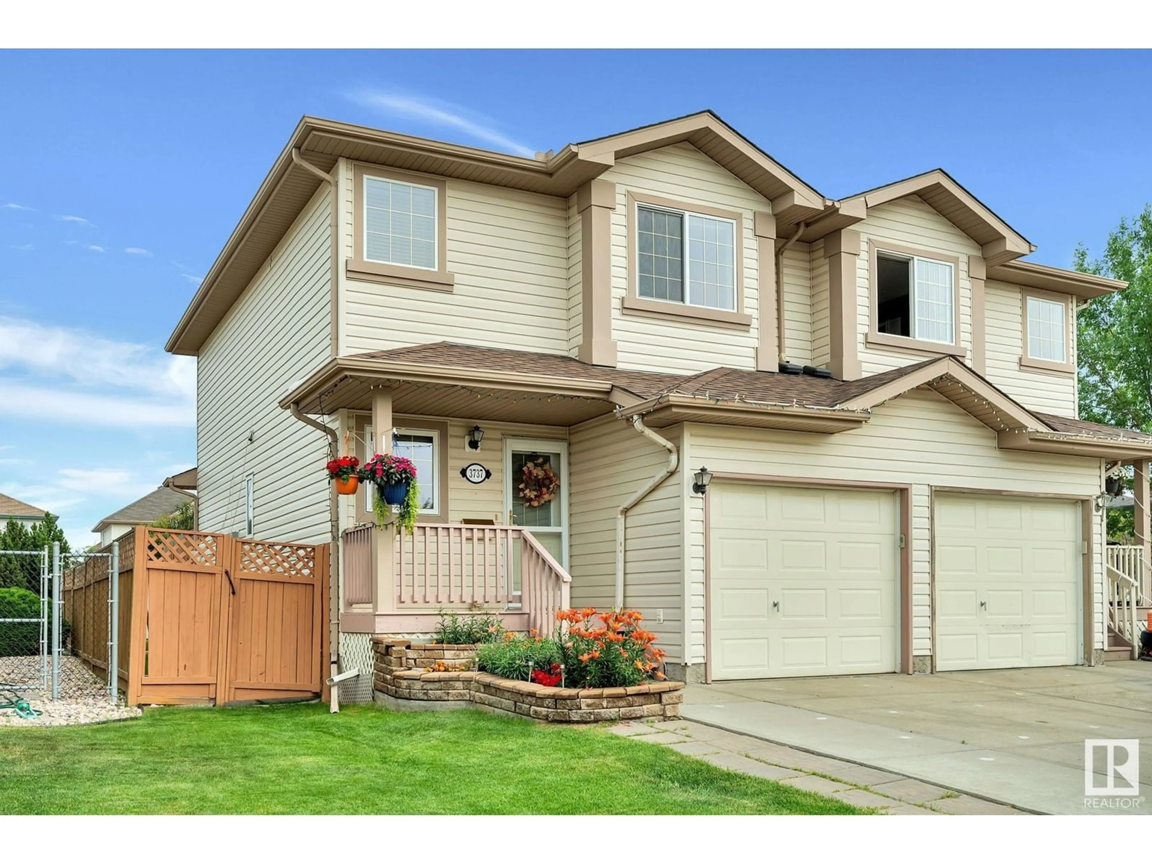 Frontside or backside of a home for 3737 21ST NW NW NW, Edmonton Alberta T6T1V8