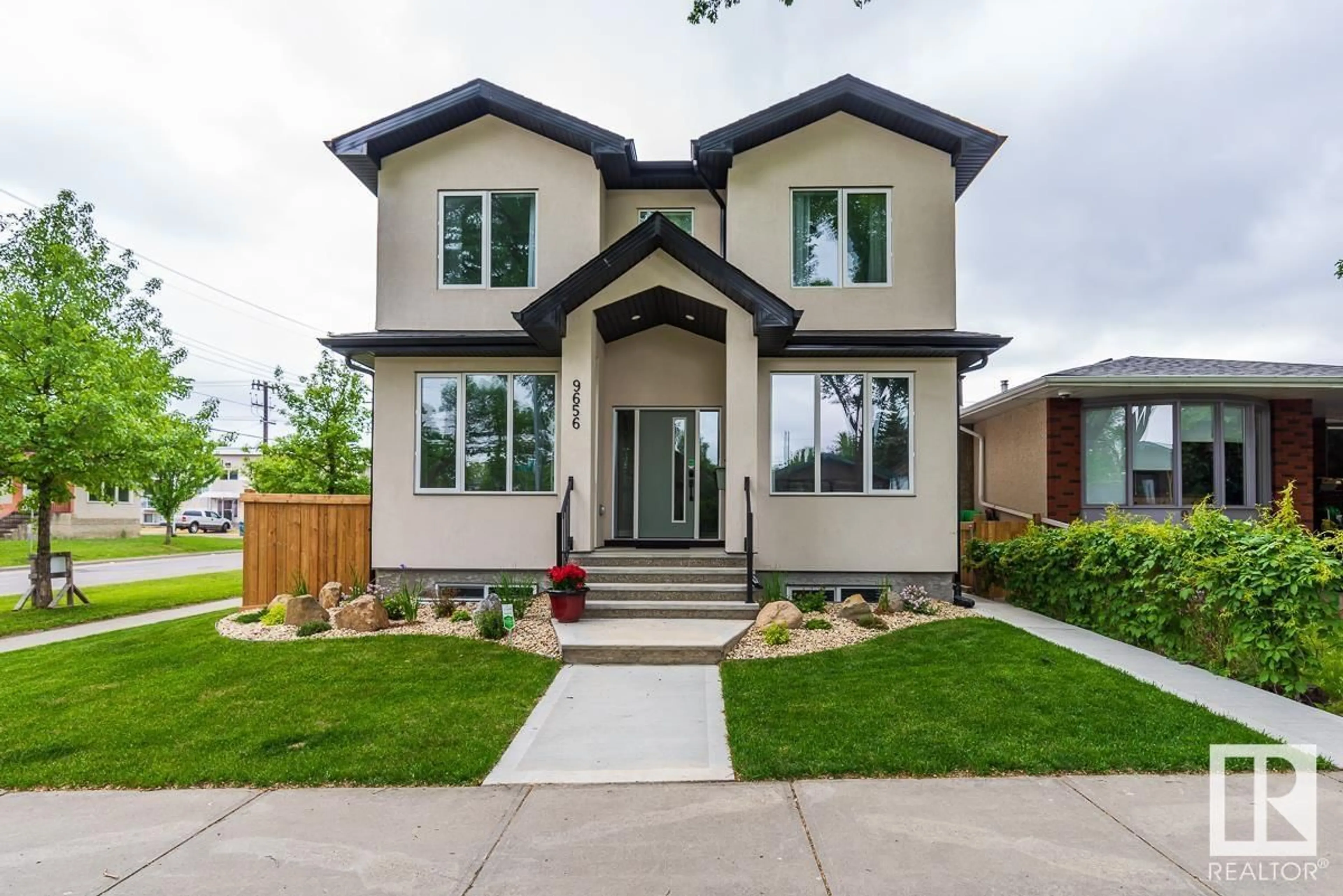 Frontside or backside of a home for 9656 81 AV NW, Edmonton Alberta T6C0X7