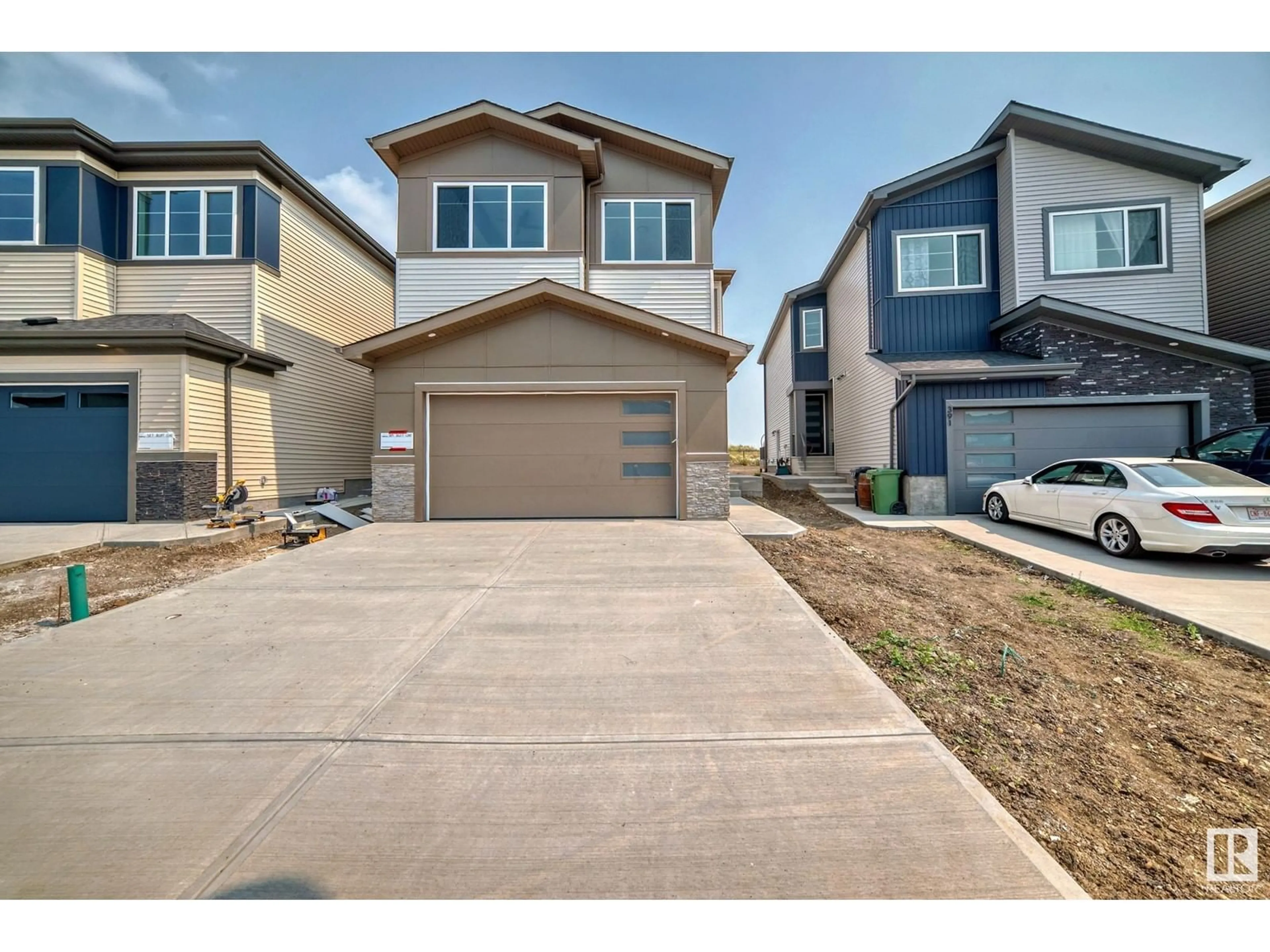 Frontside or backside of a home for 389 Bluff Cove, Leduc Alberta T9E1M9