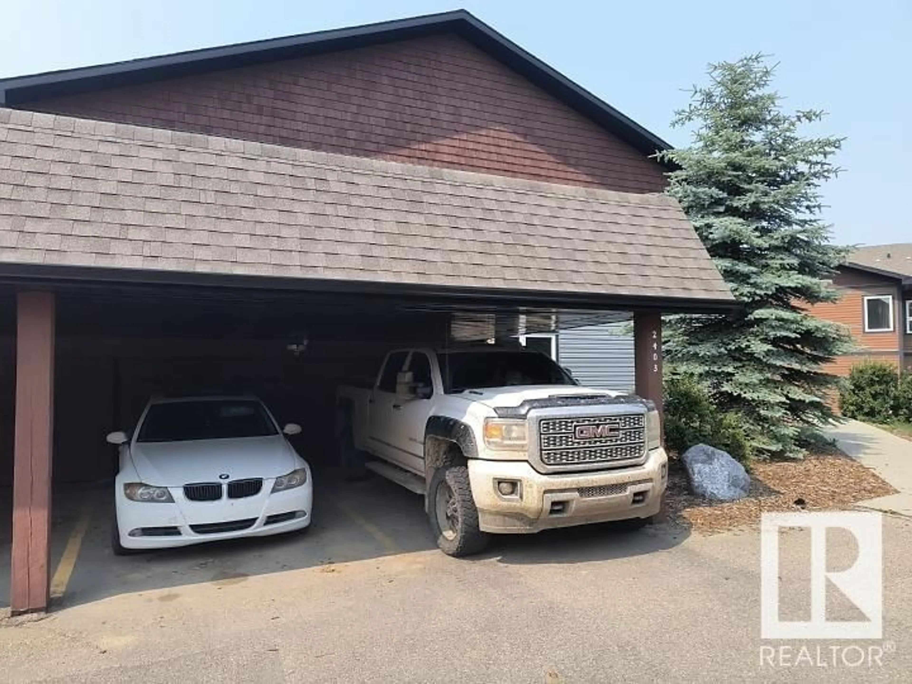 Indoor garage for 2403 graybriar GR, Stony Plain Alberta T7Z0G1