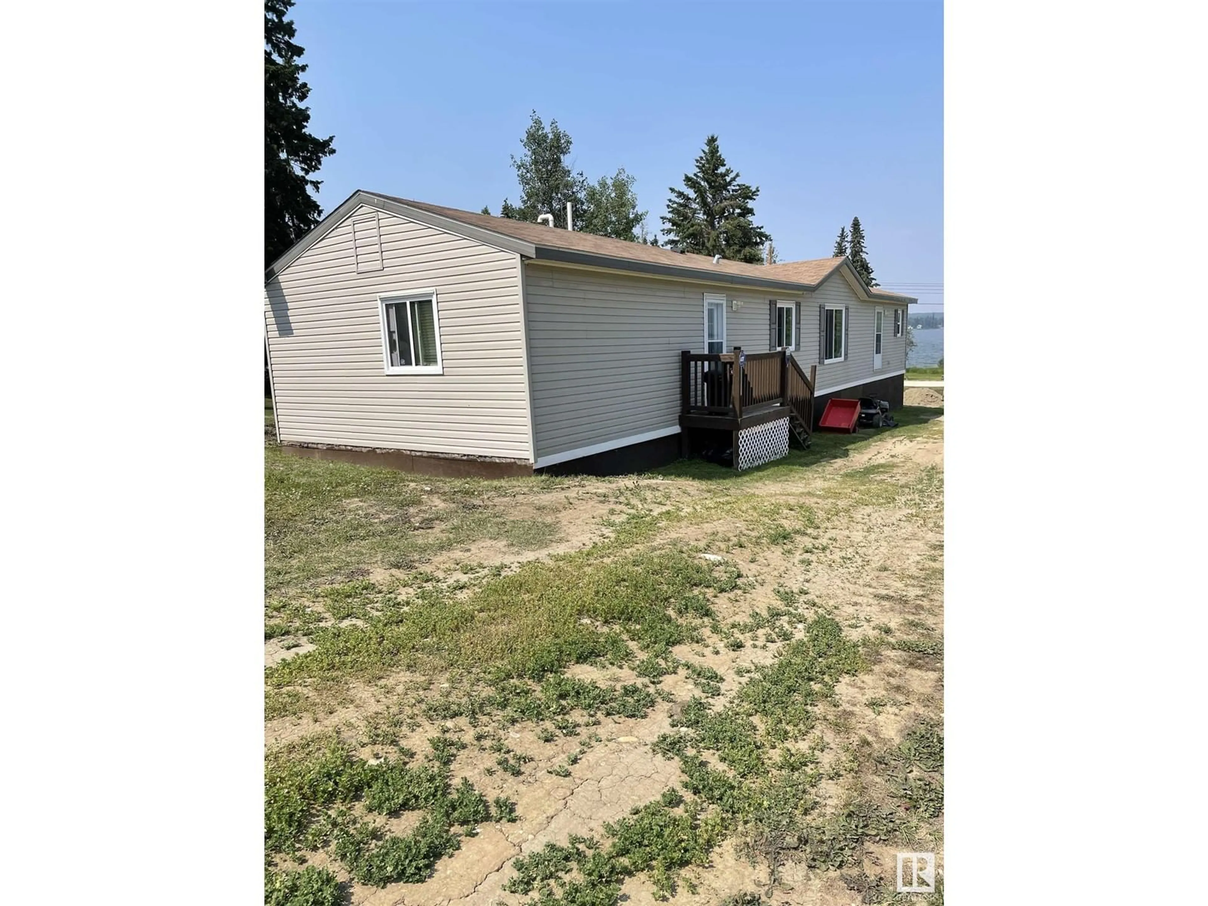 Shed for 101 LAKE AV, Rural Parkland County Alberta T0E0W0