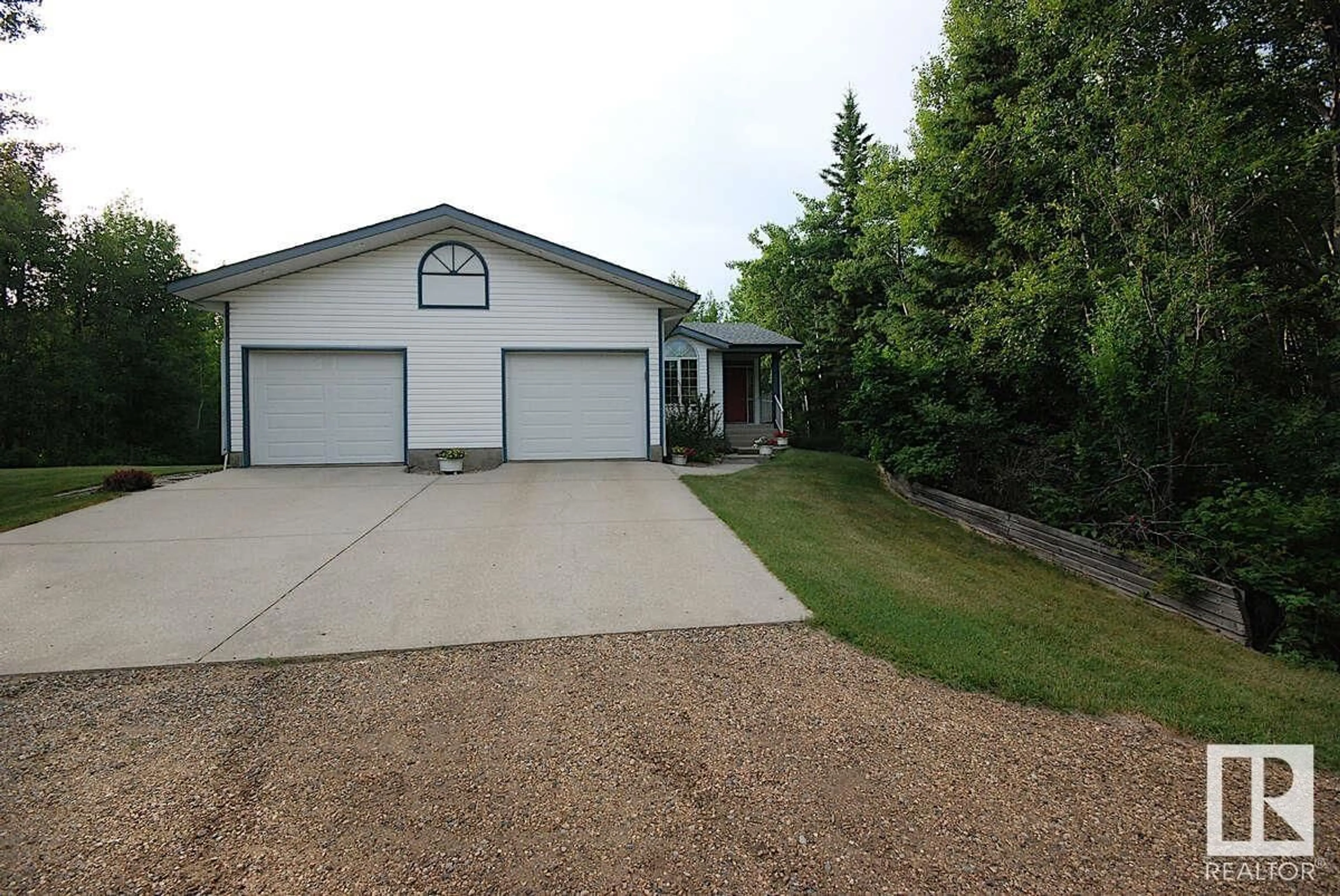 Frontside or backside of a home for #326 51112 RGE RD 222, Rural Strathcona County Alberta T8C1G9