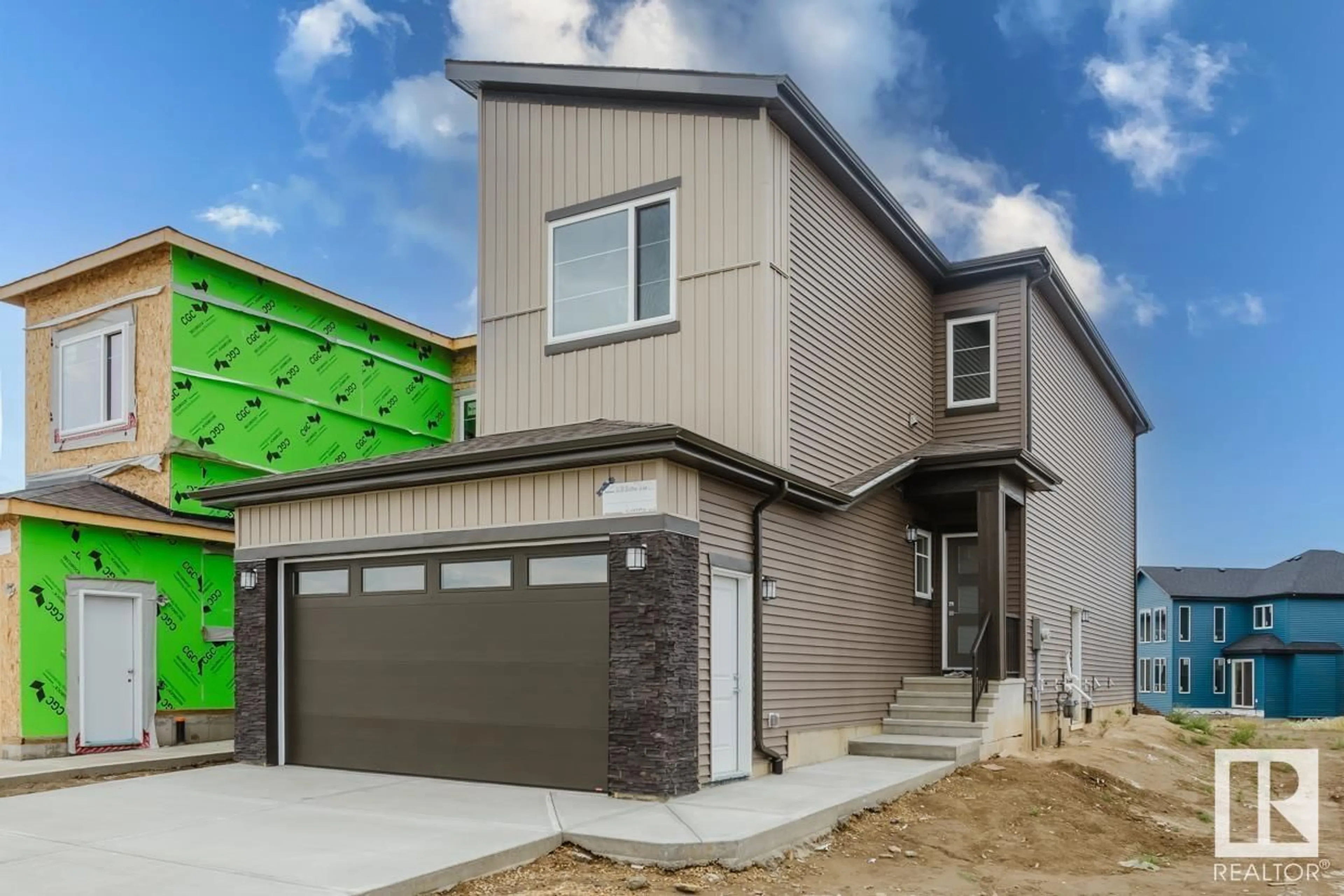 Frontside or backside of a home for 1621 Siskin LI NW, Edmonton Alberta T5S0V2