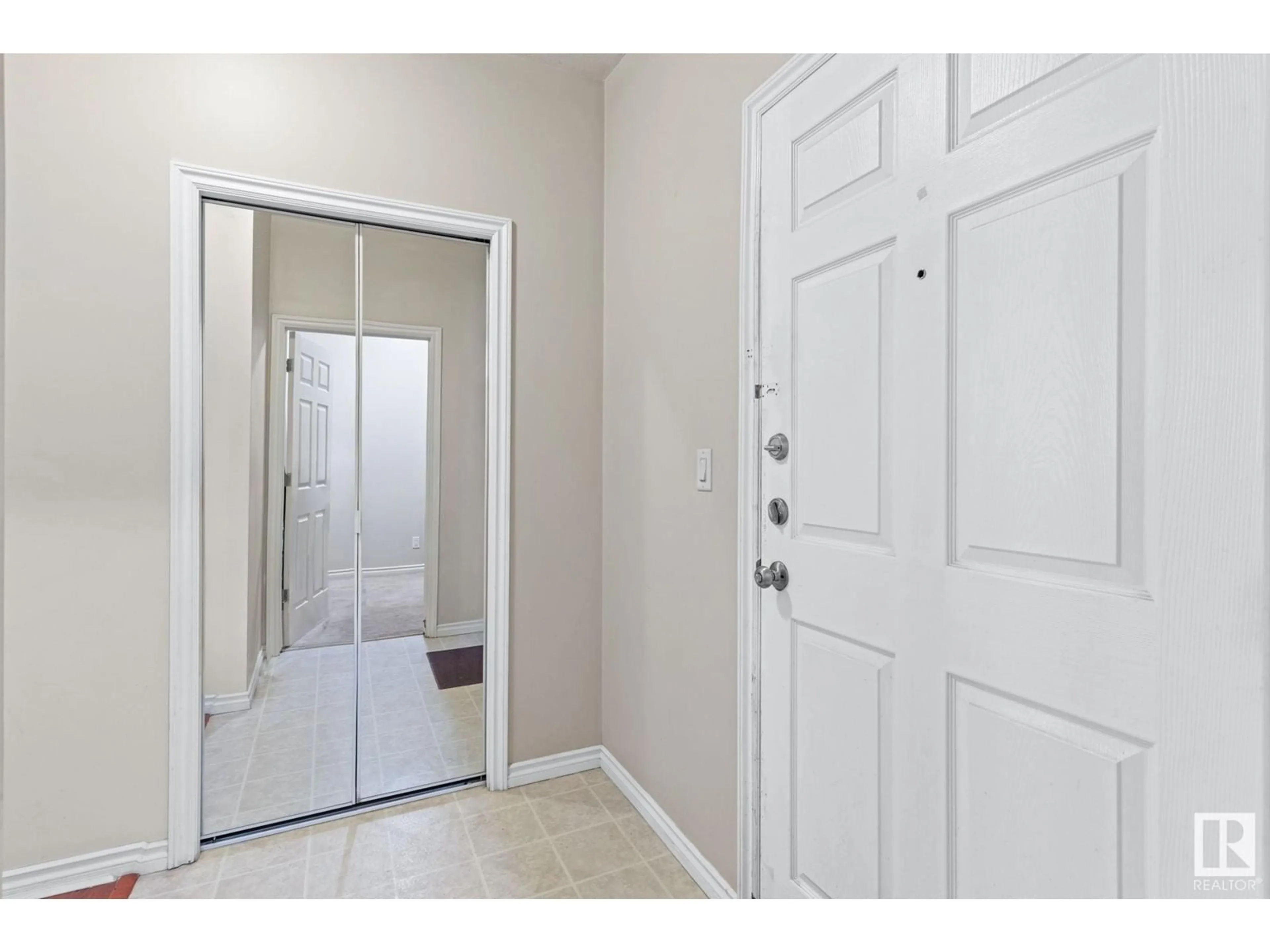 Indoor entryway, not visible floor for #101 10346 117 ST NW, Edmonton Alberta T5K2Y7