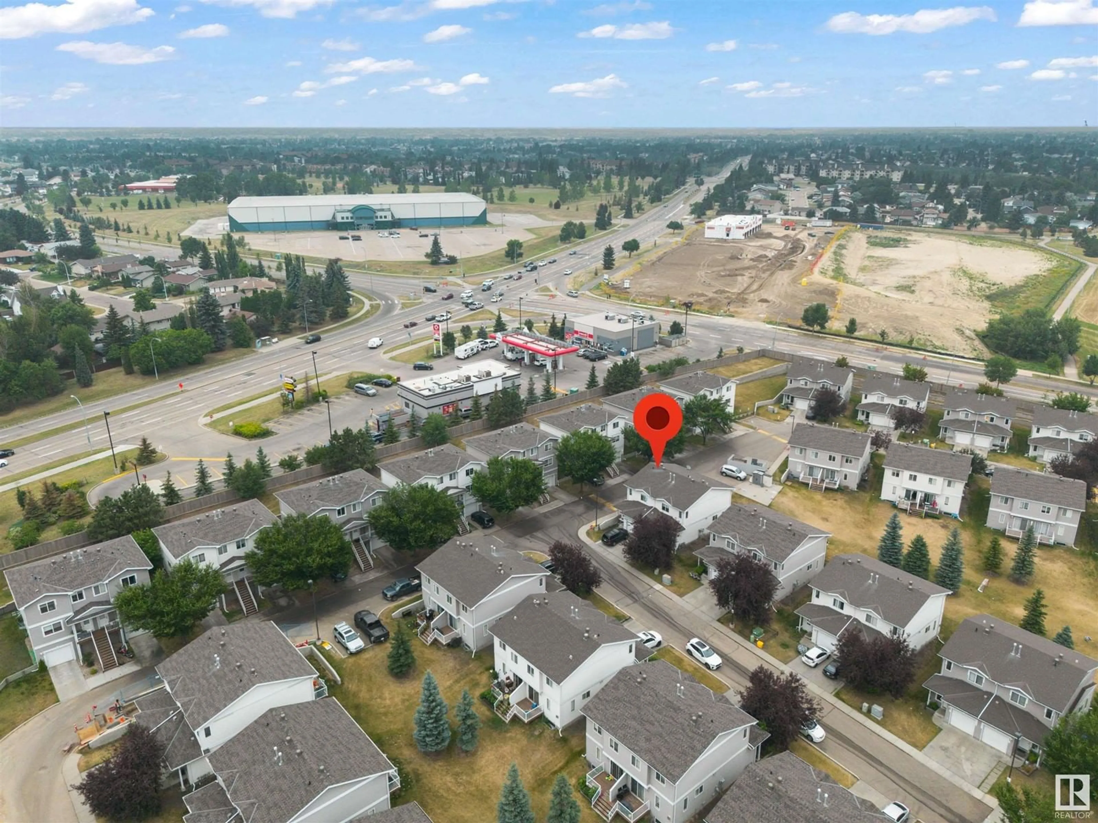 Street view for #48 130 HYNDMAN CR NW, Edmonton Alberta T5A0E8