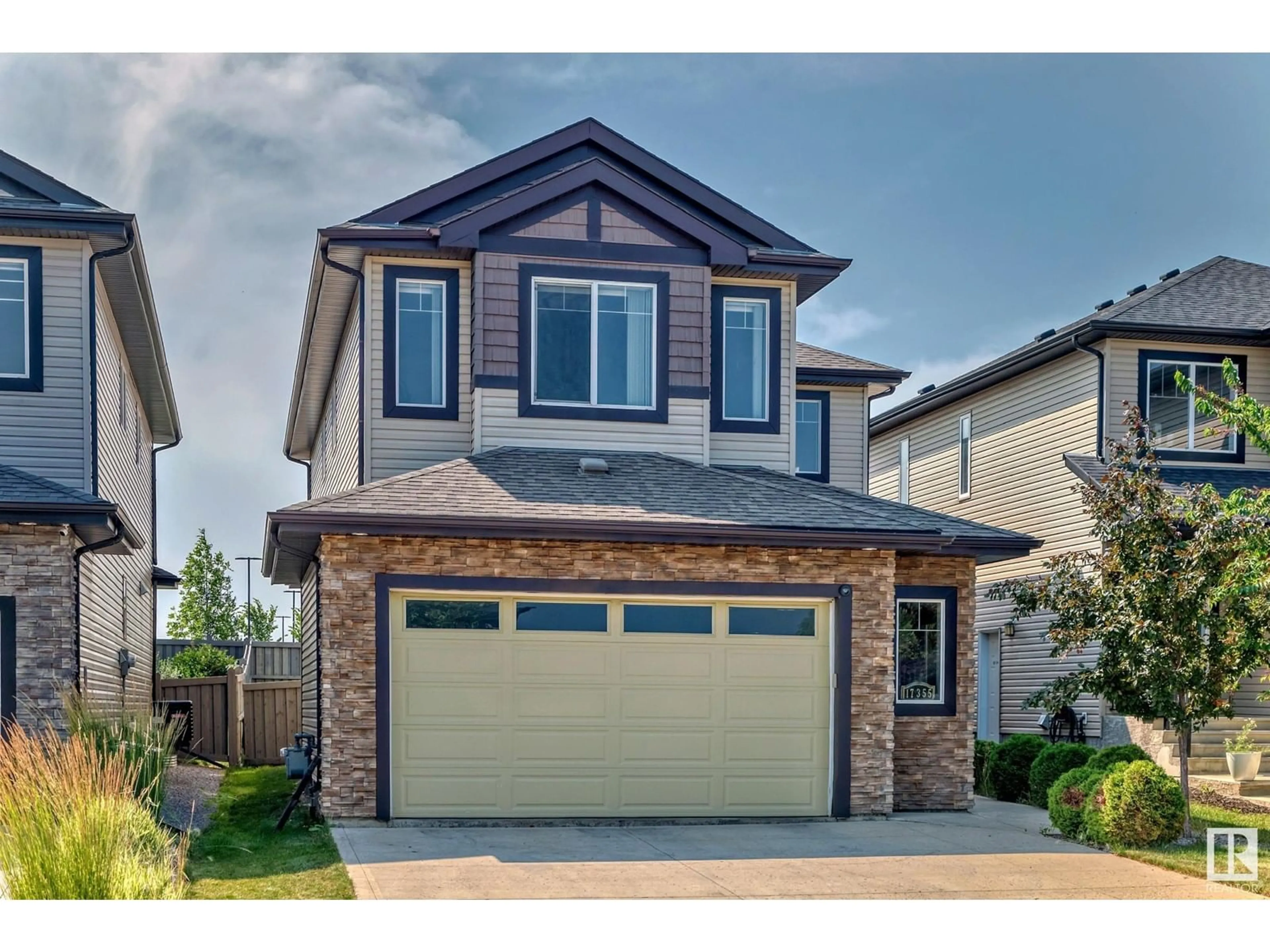 Frontside or backside of a home for 17355 11 AV SW, Edmonton Alberta T6W1Z6
