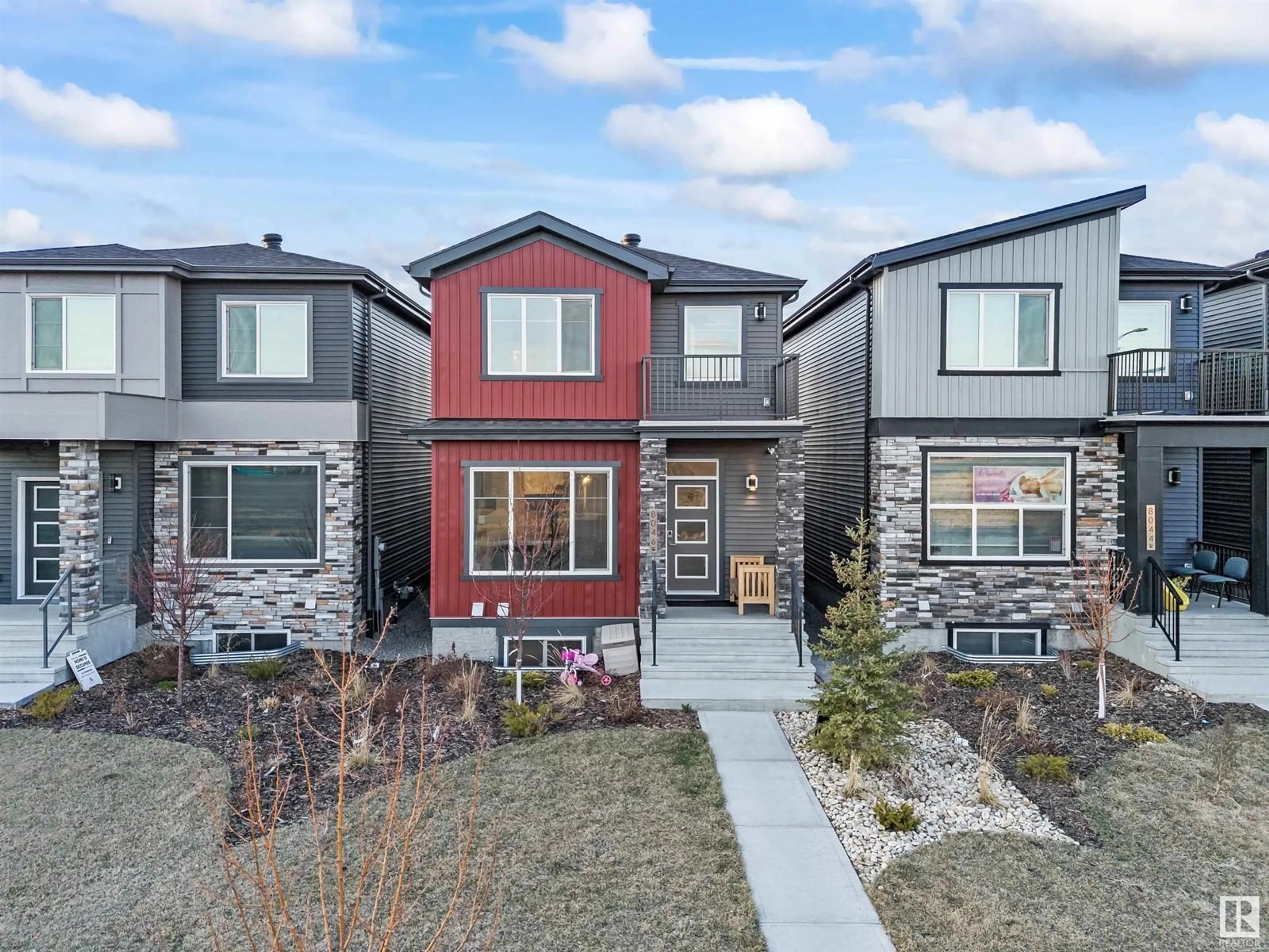 Frontside or backside of a home for 8046 Kiriak LI SW, Edmonton Alberta T6W1A5