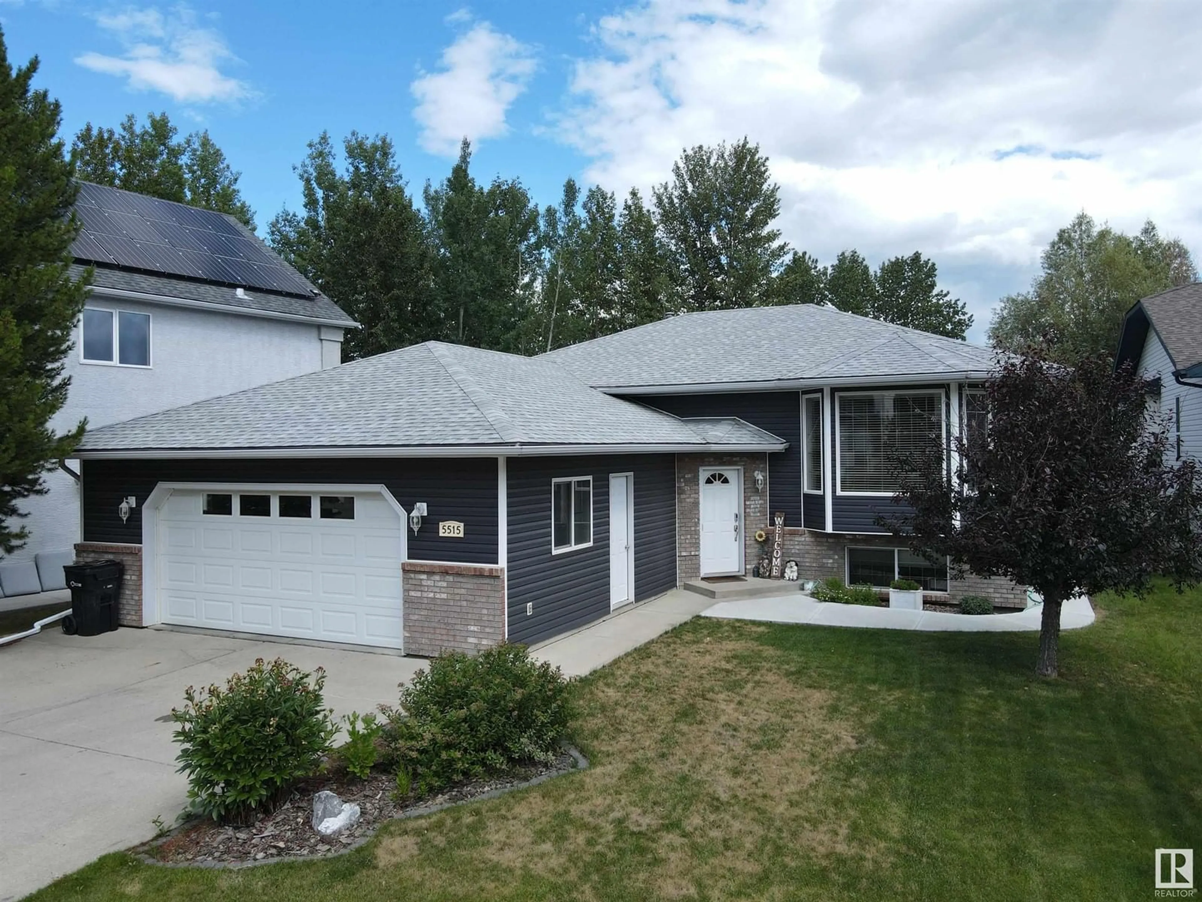 Frontside or backside of a home for 5515 39 ST, Drayton Valley Alberta T7A1L6