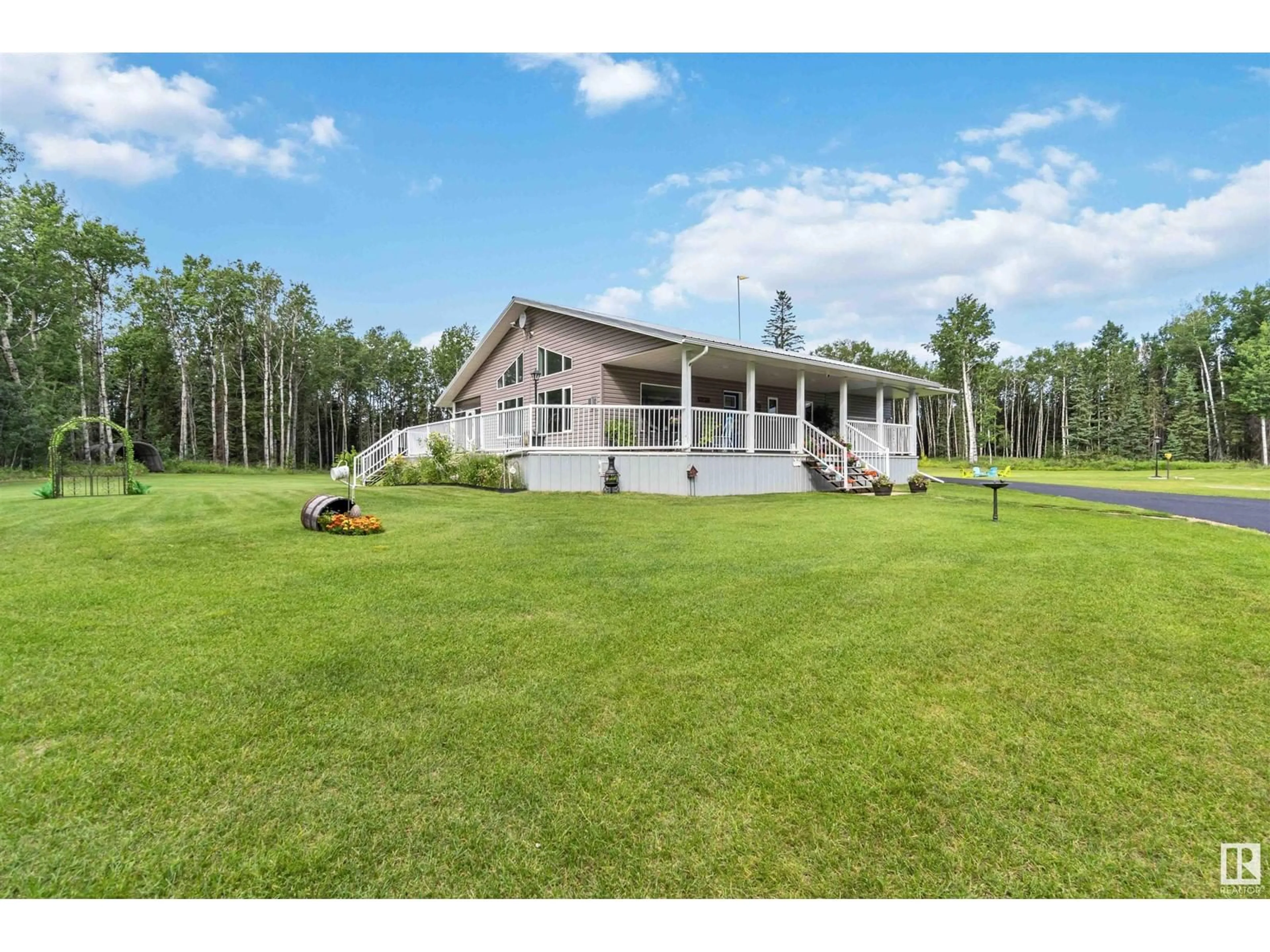 Frontside or backside of a home for 61322 Rge Rd 224, Rural Thorhild County Alberta T0A3J0