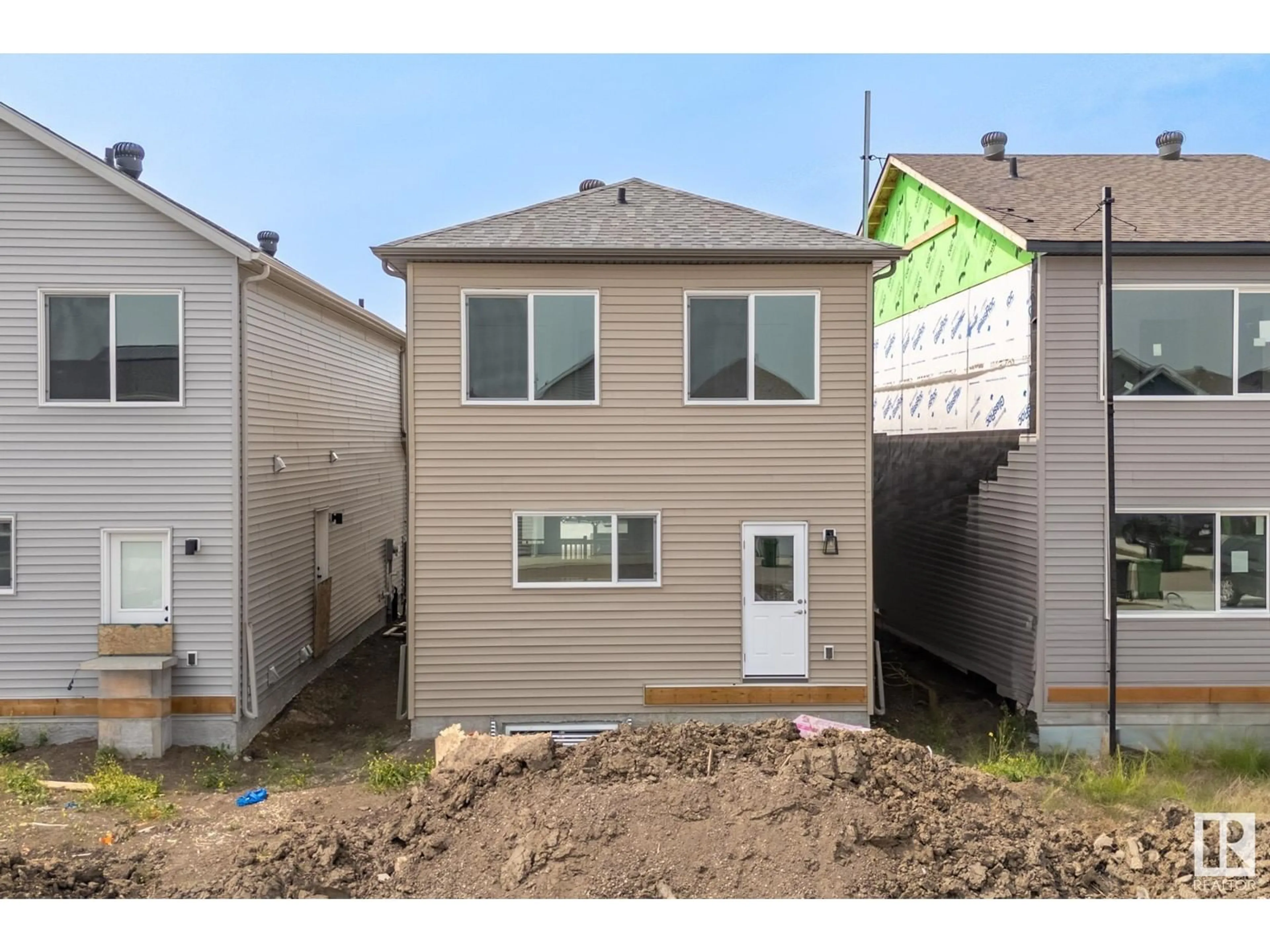 Frontside or backside of a home for 27 DORAIS WY, Fort Saskatchewan Alberta T8L0Y8