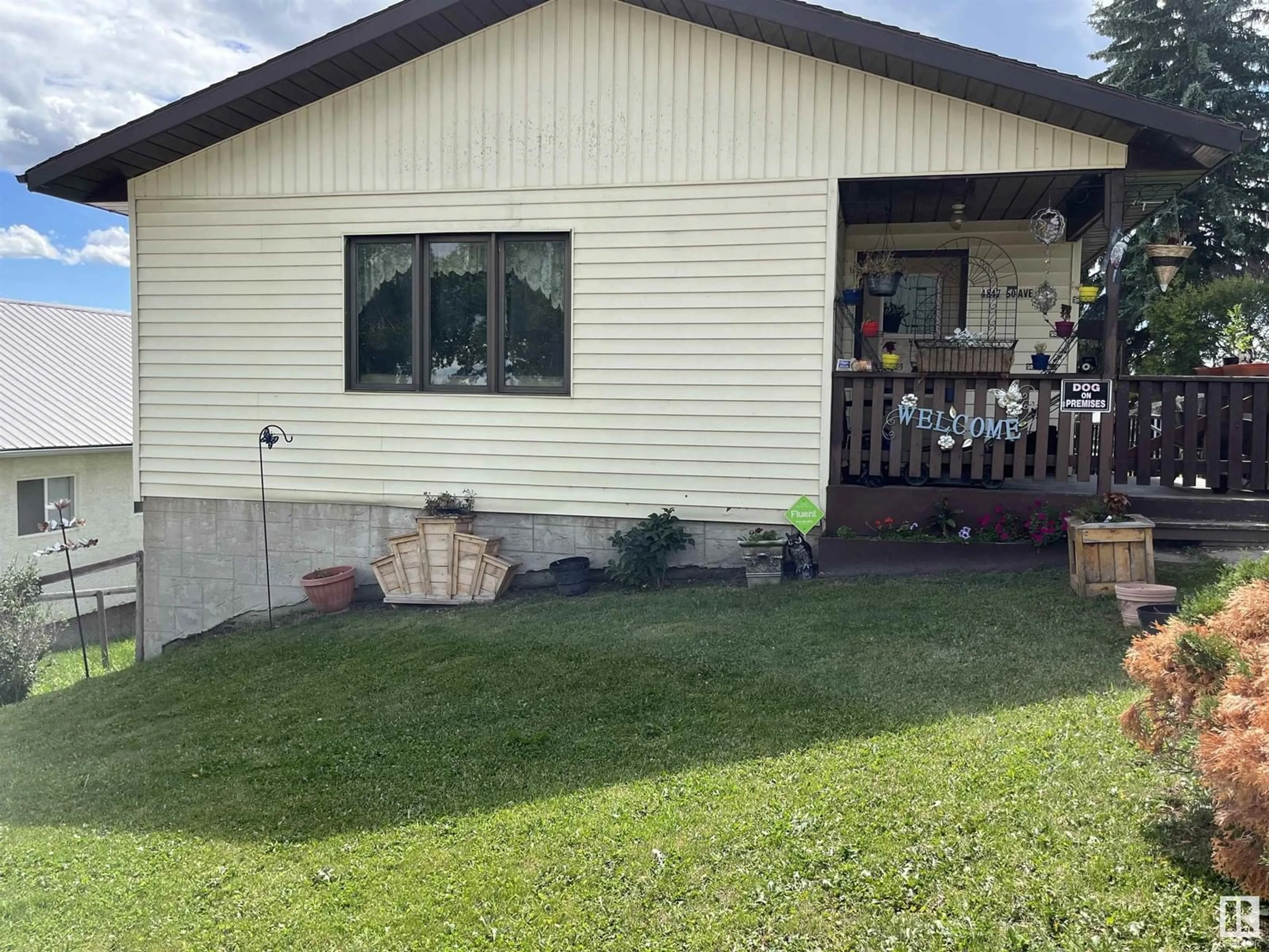 Frontside or backside of a home for 4847 50 AV, Sangudo Alberta T0E2A0