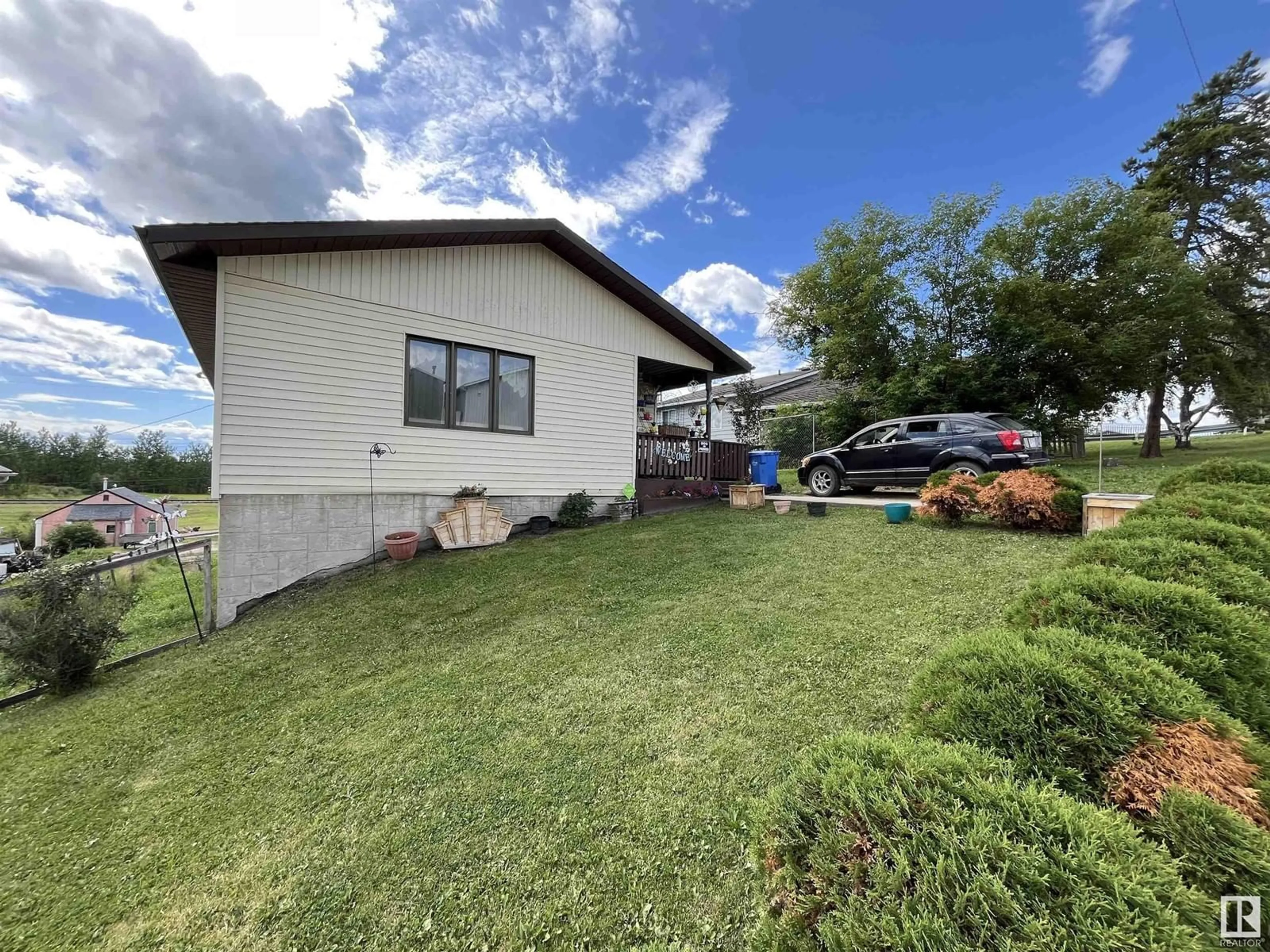 Frontside or backside of a home for 4847 50 AV, Sangudo Alberta T0E2A0