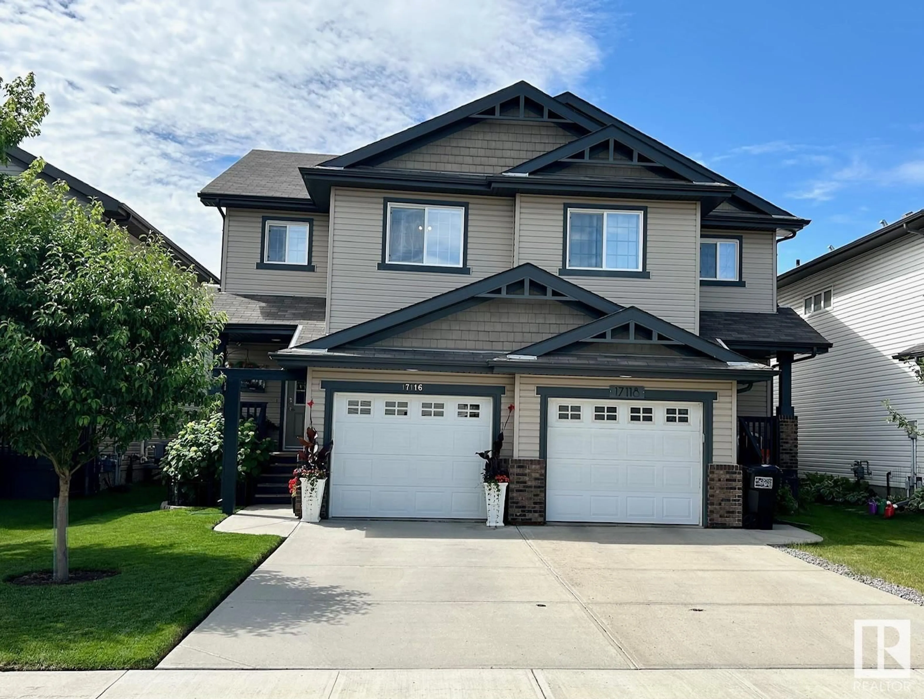 Frontside or backside of a home for 17116 125 ST NW, Edmonton Alberta T5X0E7