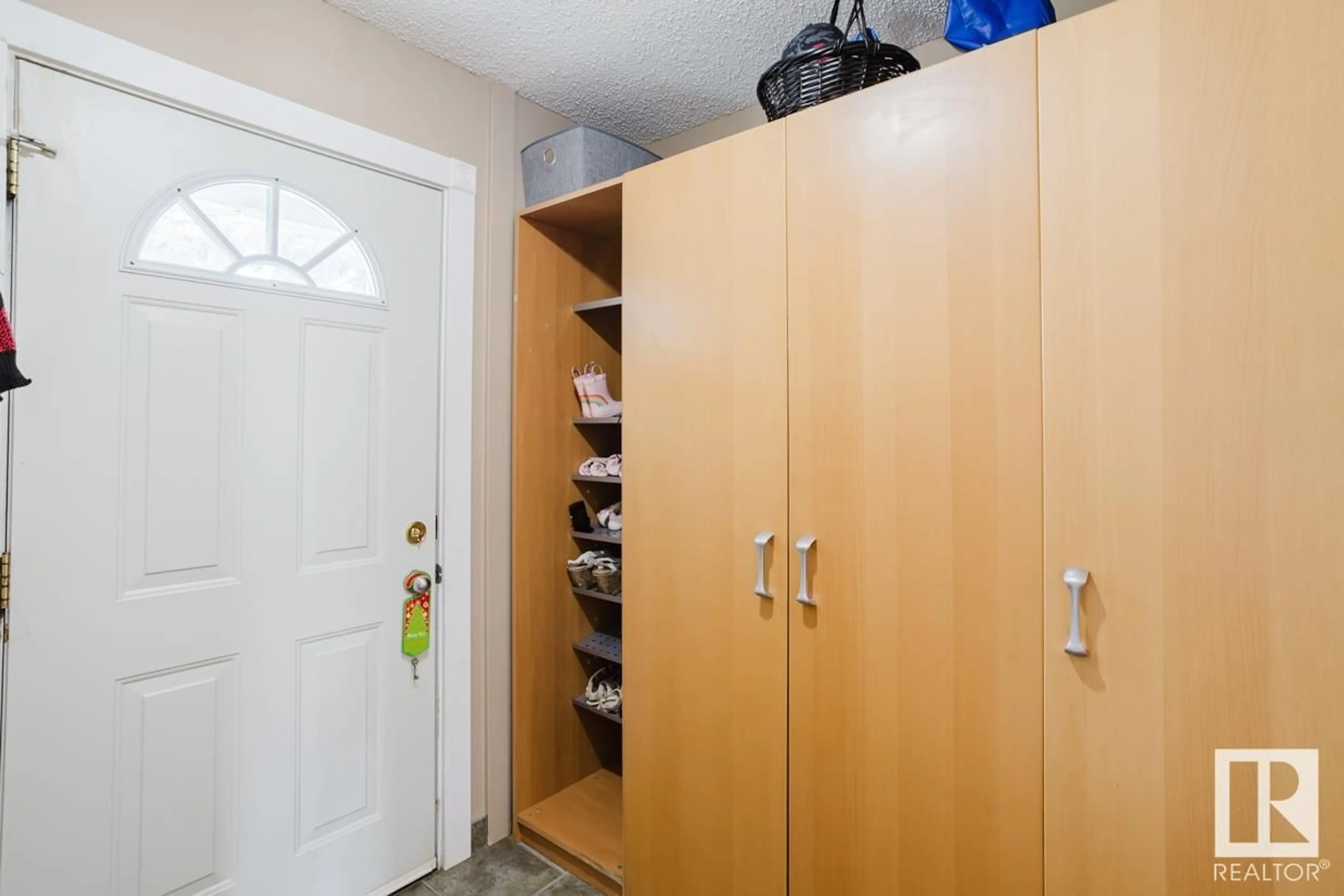 Storage room or clothes room or walk-in closet for 7040 MILL WOODS RD S NW, Edmonton Alberta T6K3M3