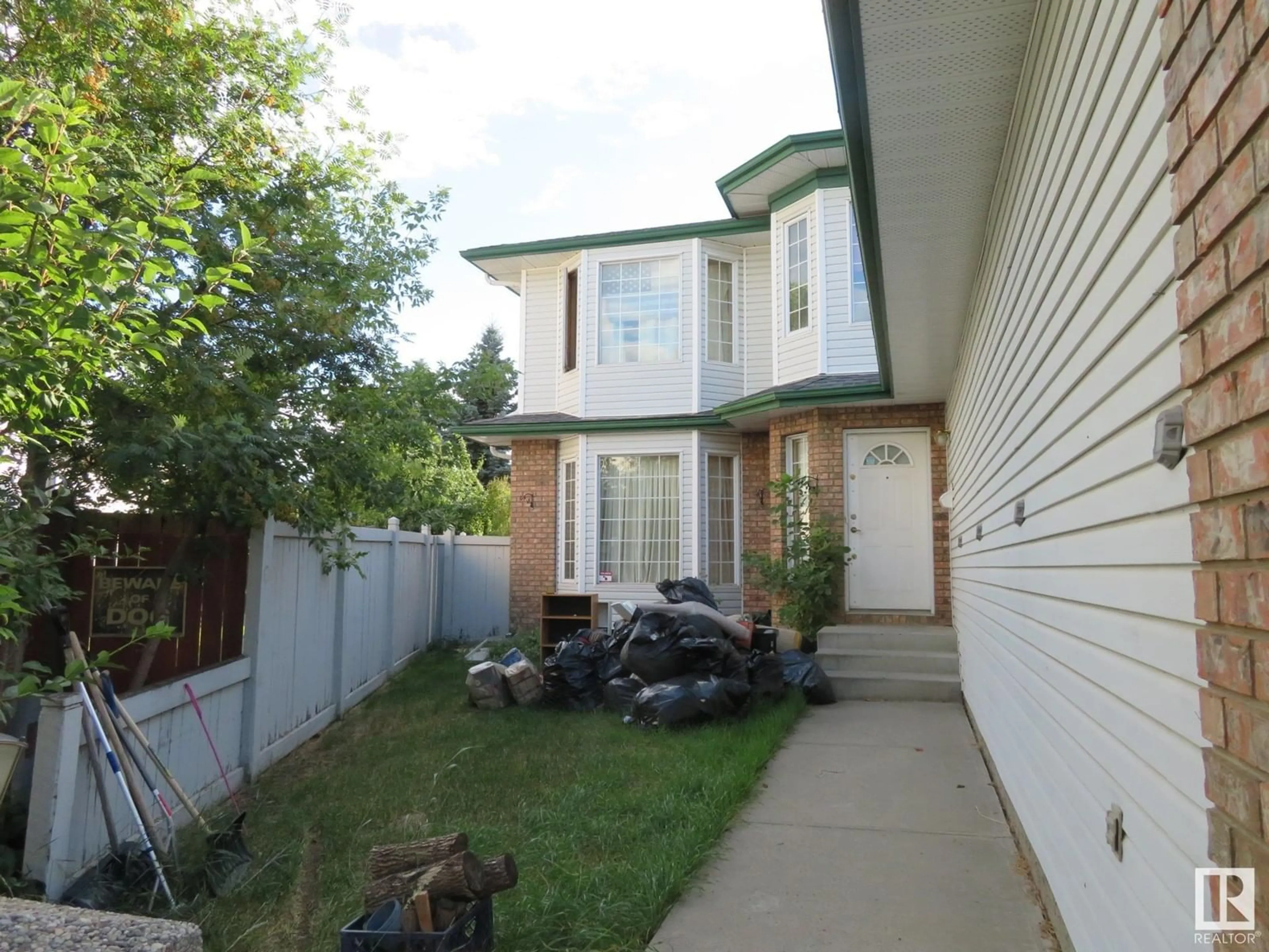 Frontside or backside of a home for 3656 31A ST NW, Edmonton Alberta T6T1H4