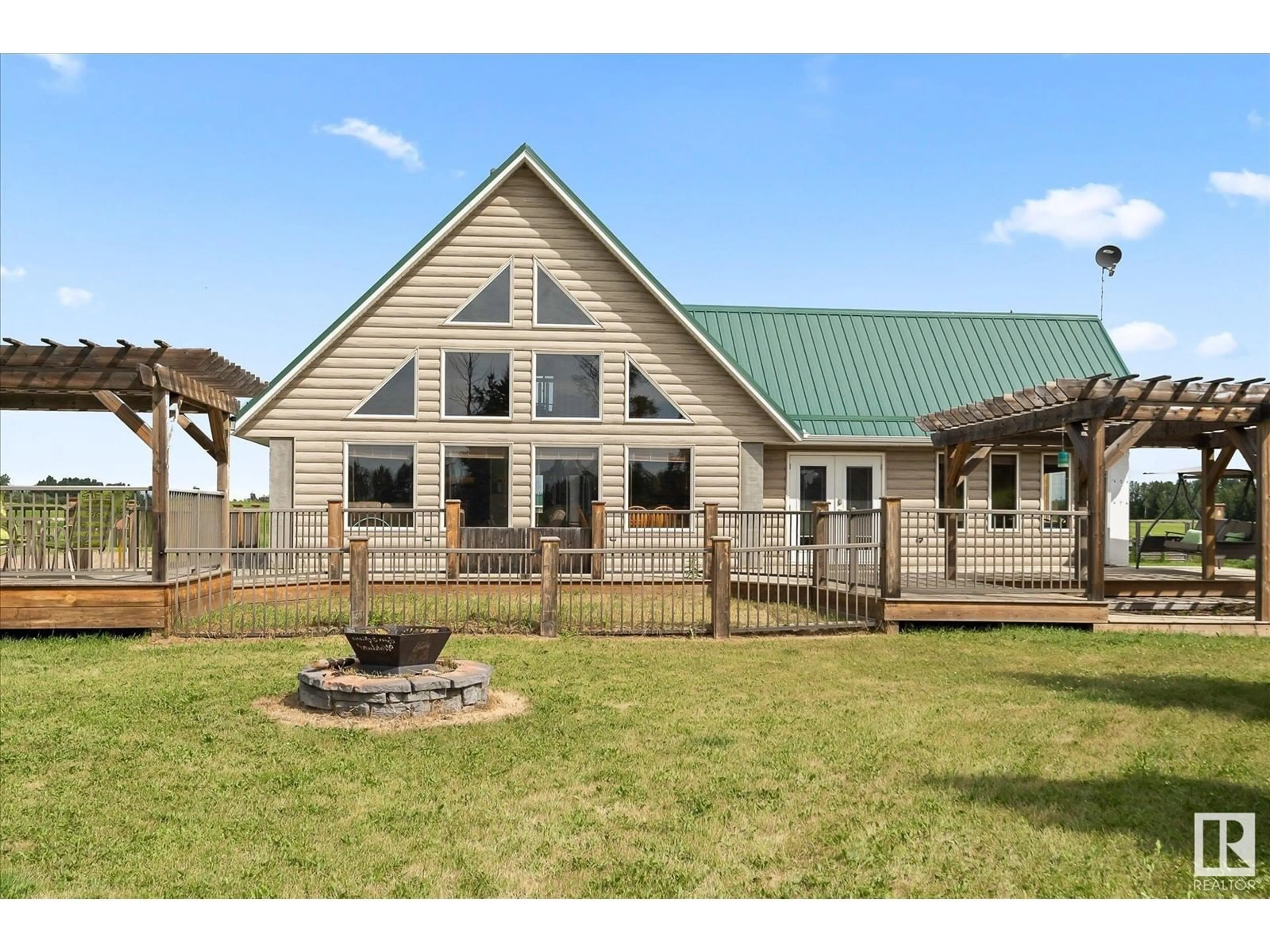 Frontside or backside of a home for RR 221 North of TWNSHP 612, Rural Thorhild County Alberta T0A3J0