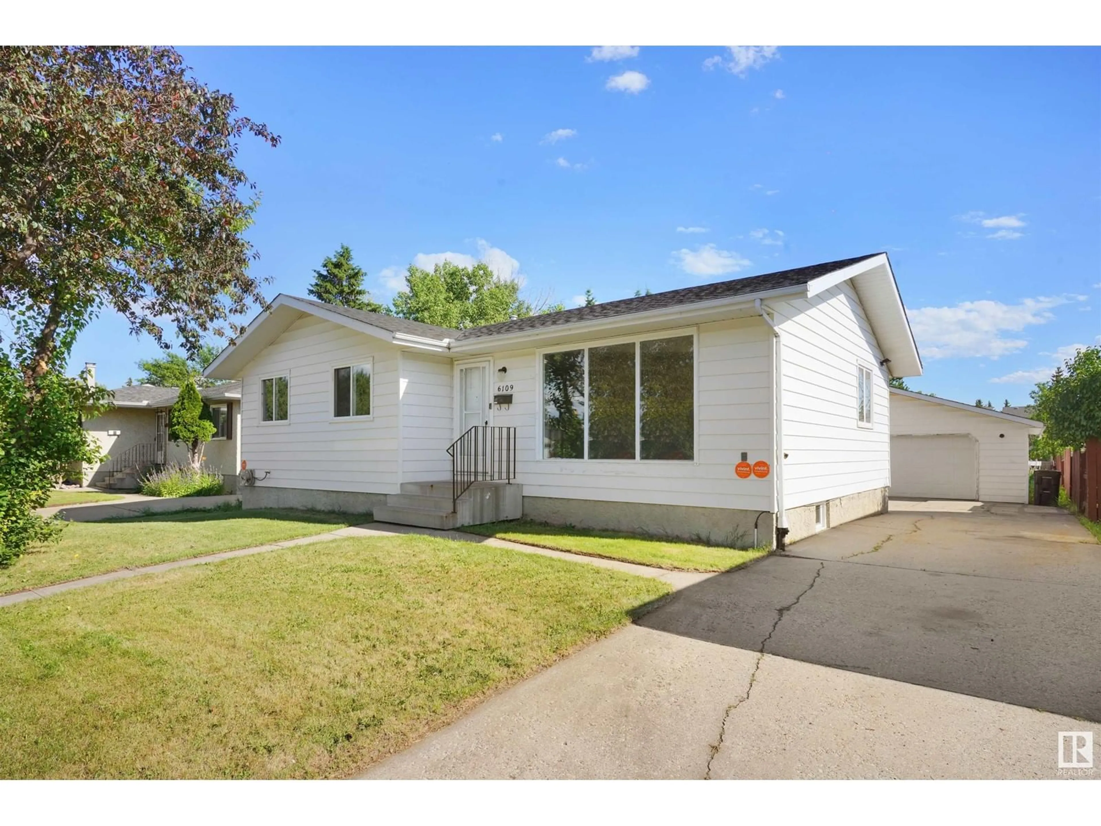 Frontside or backside of a home for 6109 34A AV NW, Edmonton Alberta T6L1C9