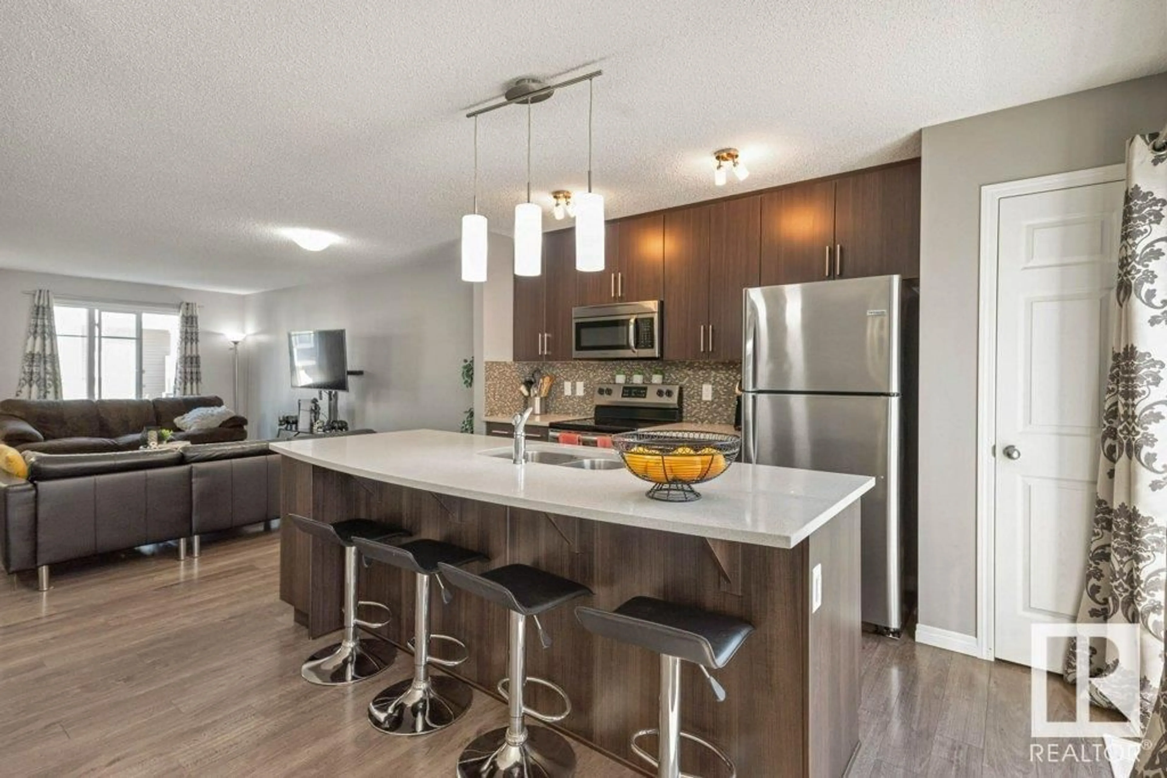 Contemporary kitchen for #121 2905 141 ST SW, Edmonton Alberta T6W3M4