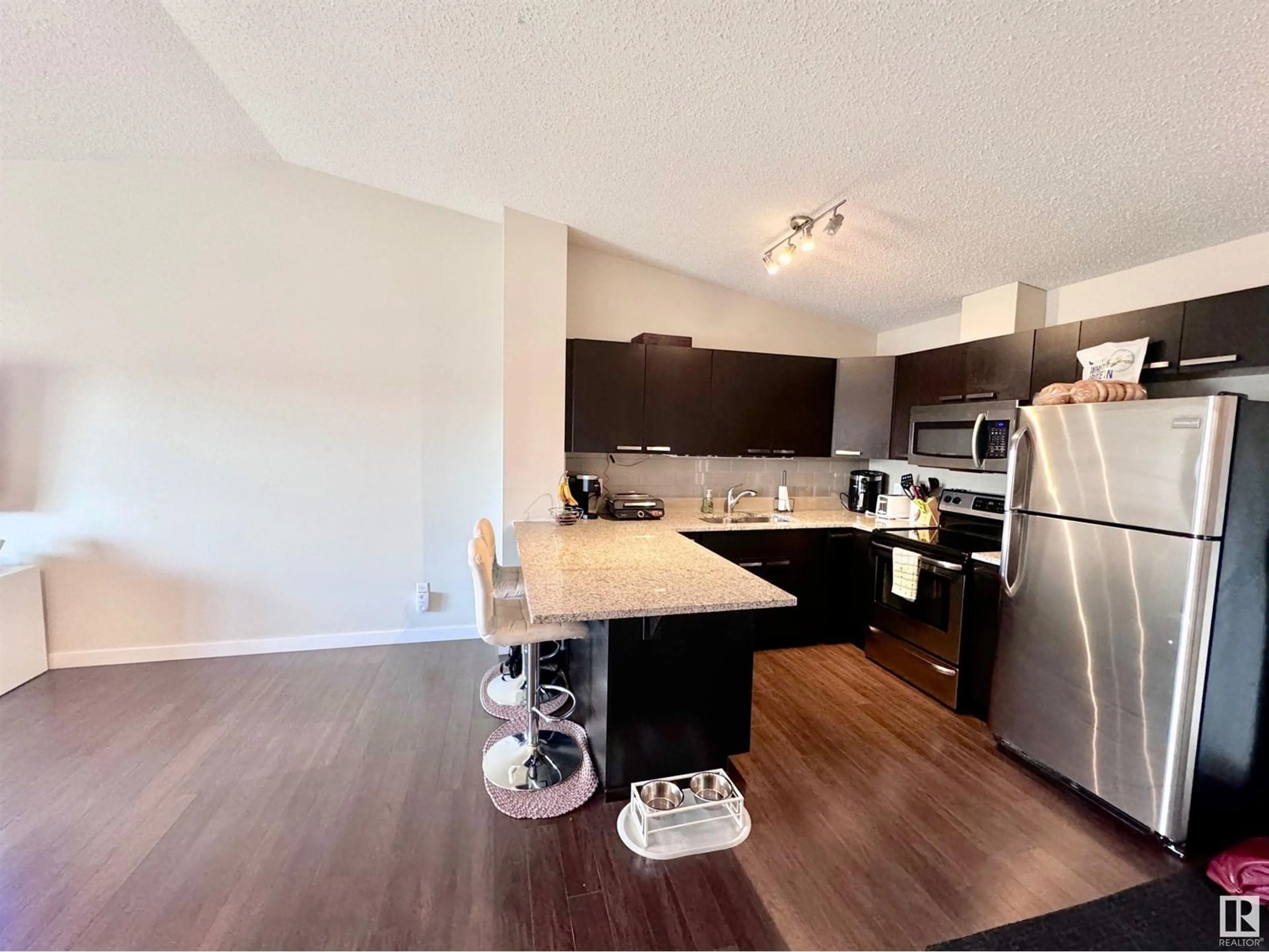 Standard kitchen for #406 14808 125 ST NW, Edmonton Alberta T5X0G1