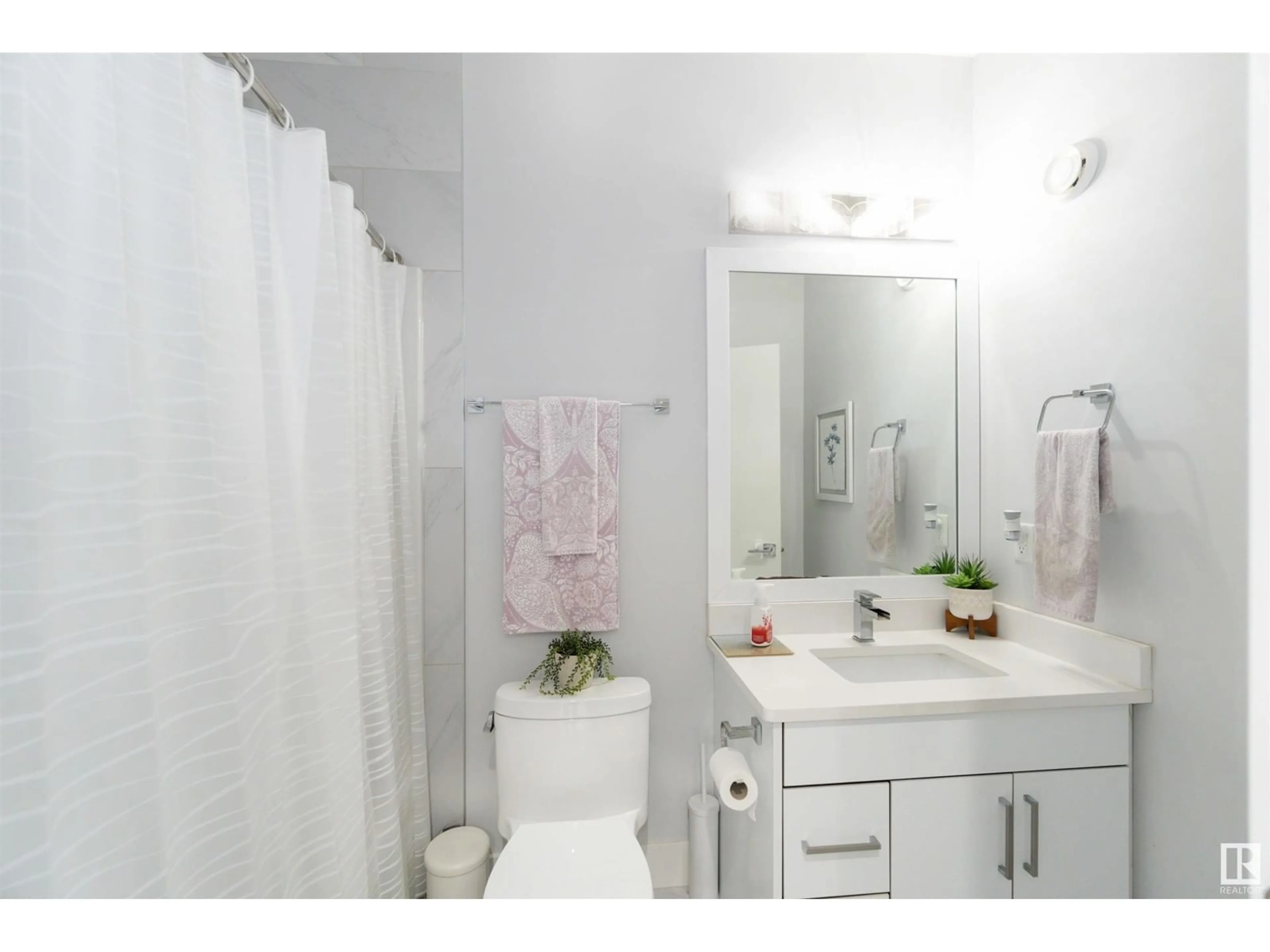 Standard bathroom for 5506 POIRIER WY, Beaumont Alberta T4X2B4