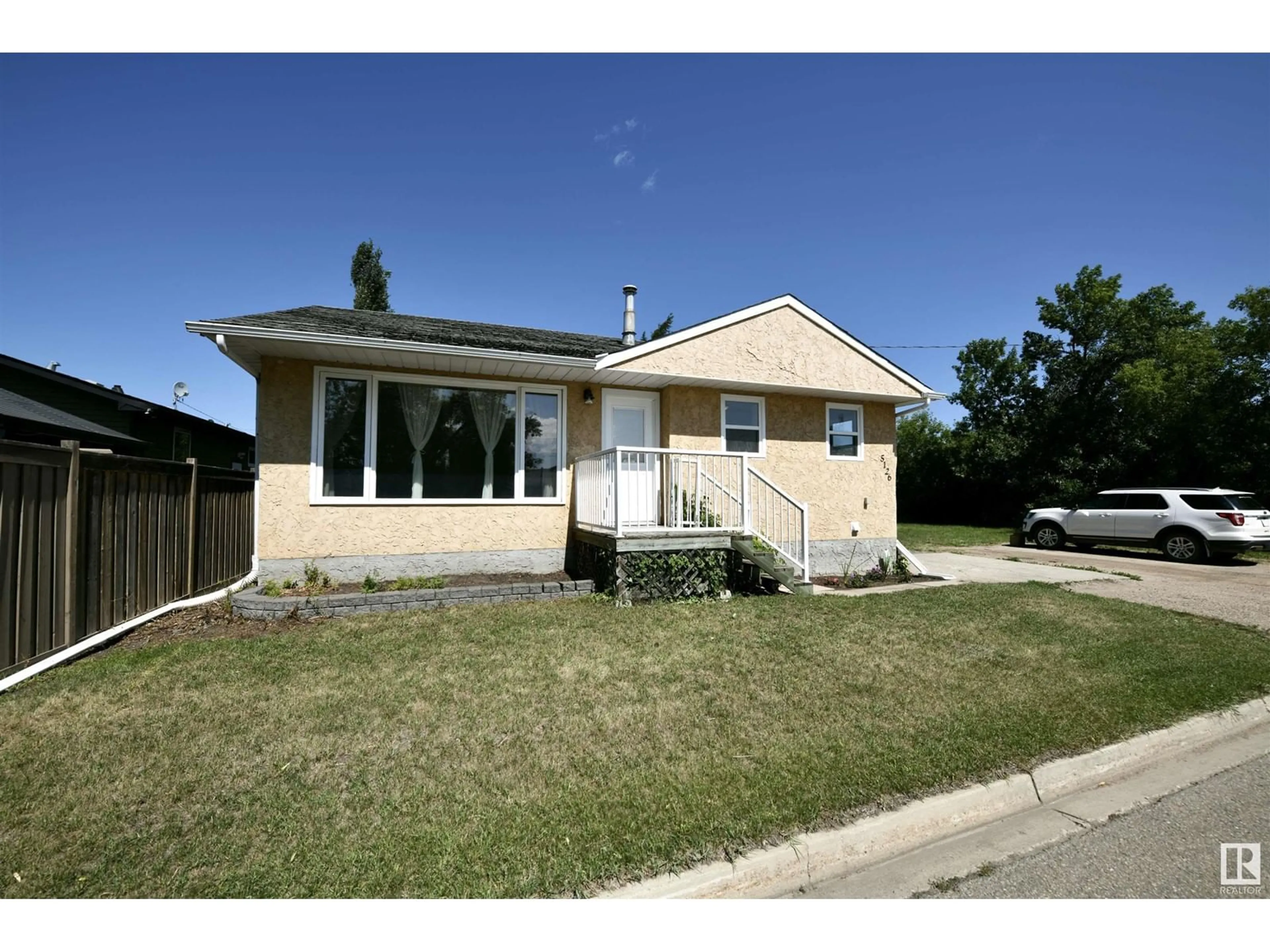 Frontside or backside of a home for 5126 54 AV, St. Paul Town Alberta T0A3A1